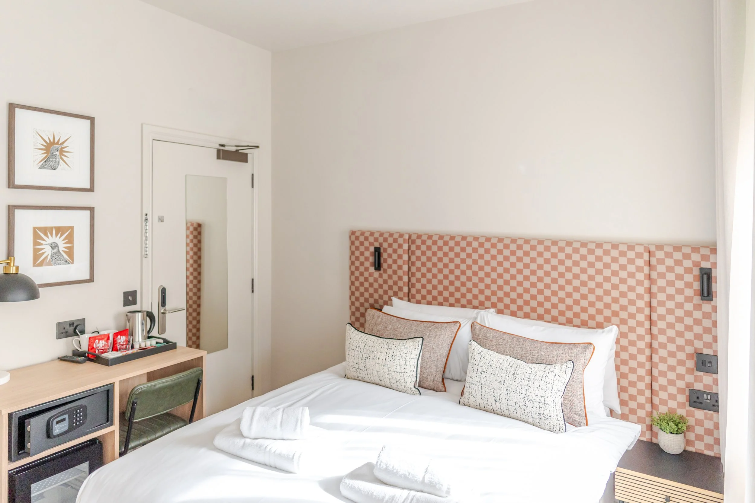 Joivy - 93 High street Edinburgh-239.jpg