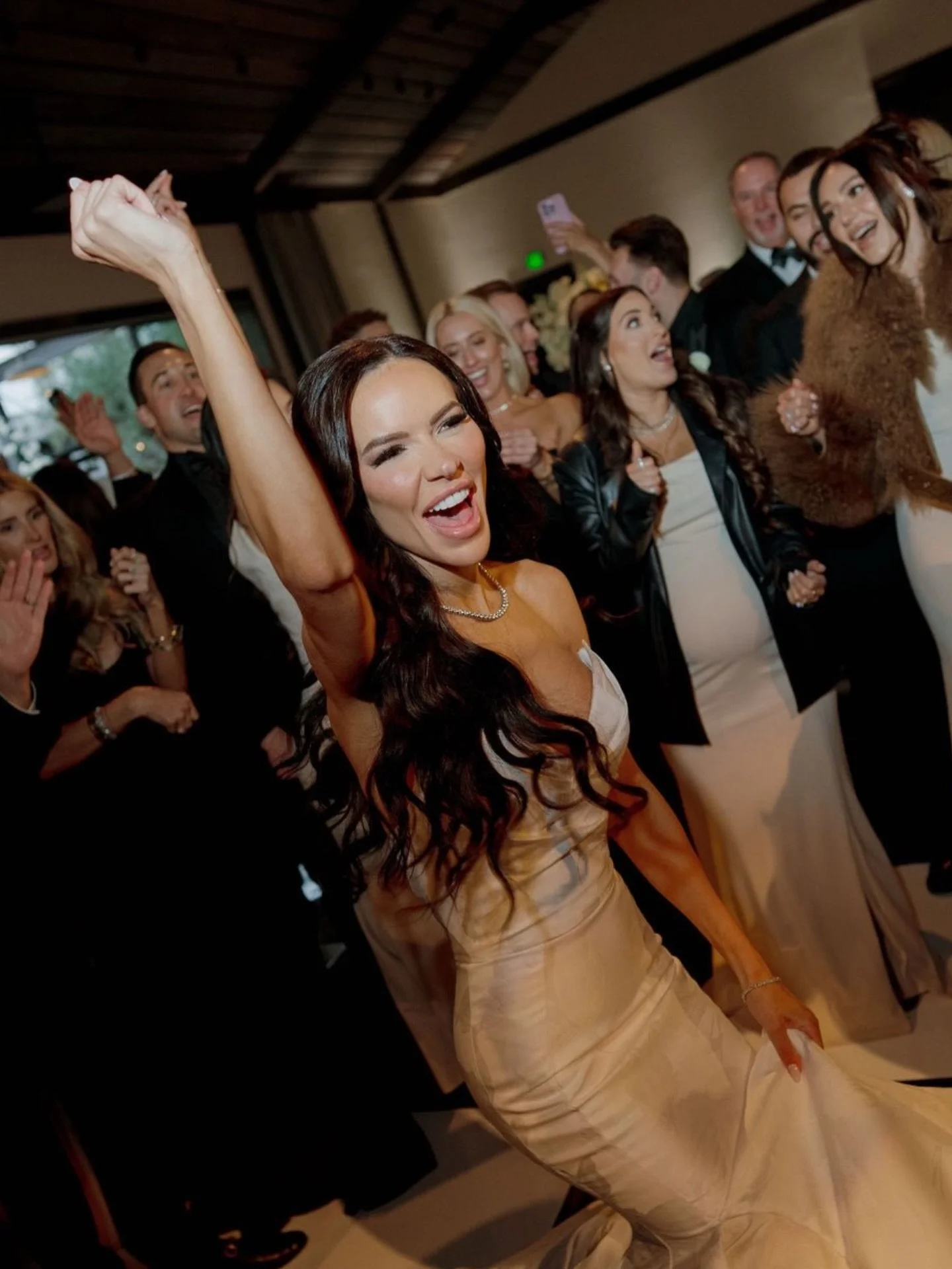 The biggest compliment to our bands is seeing our clients on the dance floor 💃🏼 

Planning: @intertwined_inc @intertwinedkatie
Designer: @intertwinedmarissa
Venue: @ojaivalleyinn
Photographer: @aliciaminkphoto
Videographer: @onestory.weddings
Beaut