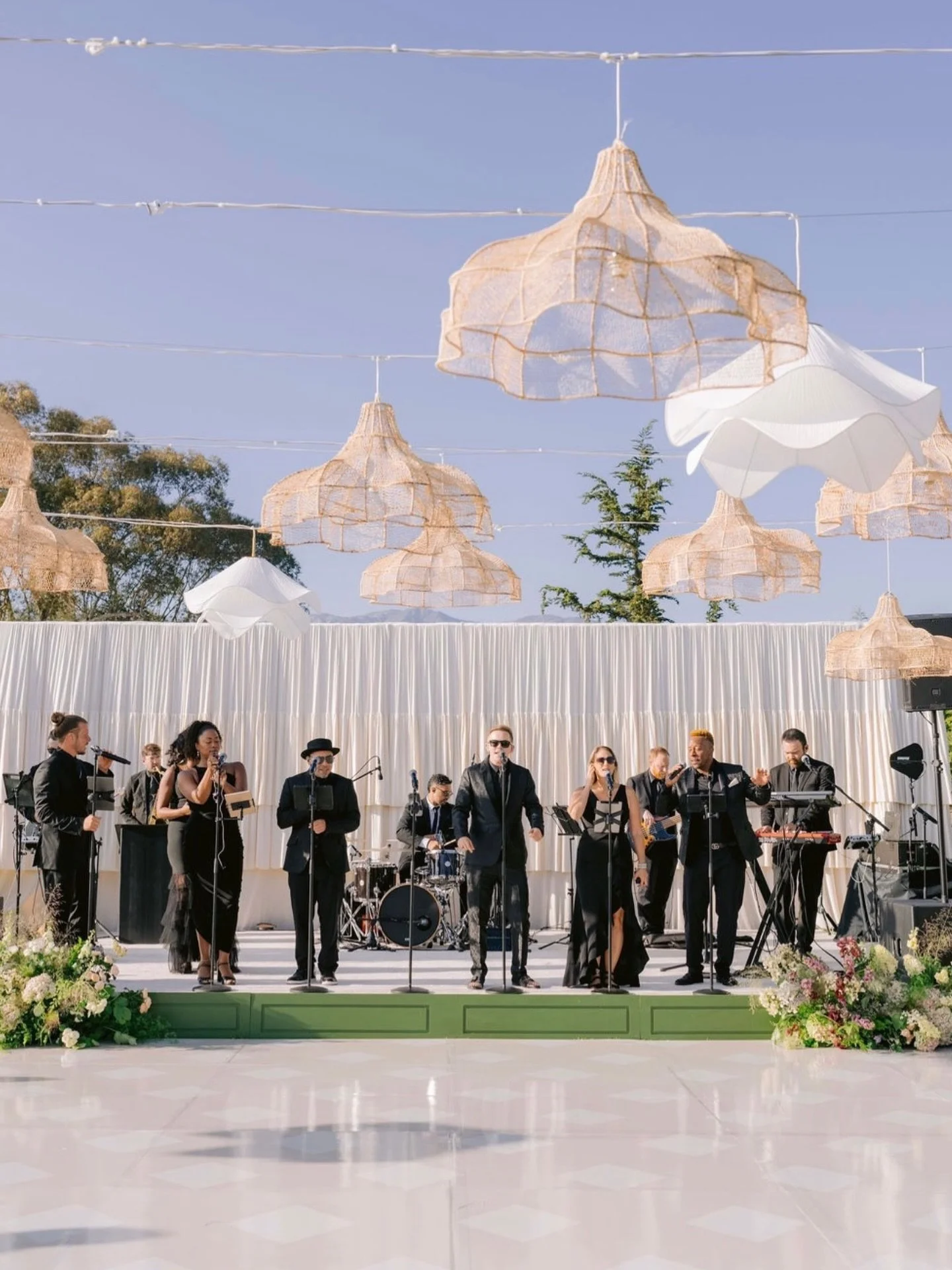 Beautiful Santa Barbara night with @wild_heart_events captured by @laciehansen ✨