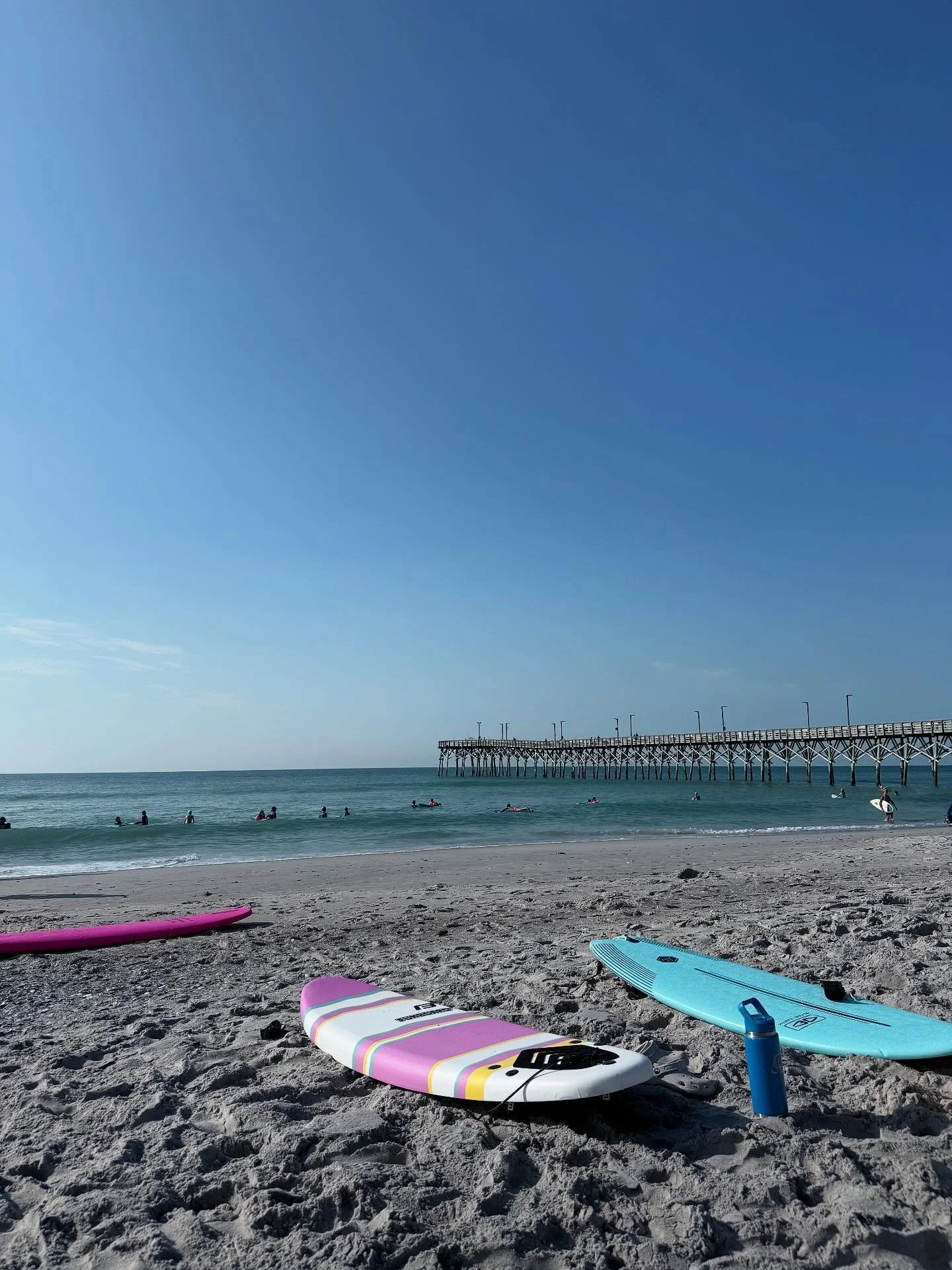 POV: you&rsquo;re me and you get to teach SUP Yoga on the sound and then pop over to watch your son at surf camp 🤙🏼 I love our little beach town so much! 

Soaking in alllll the summer vibes while we get ready to transition into August and the kidd
