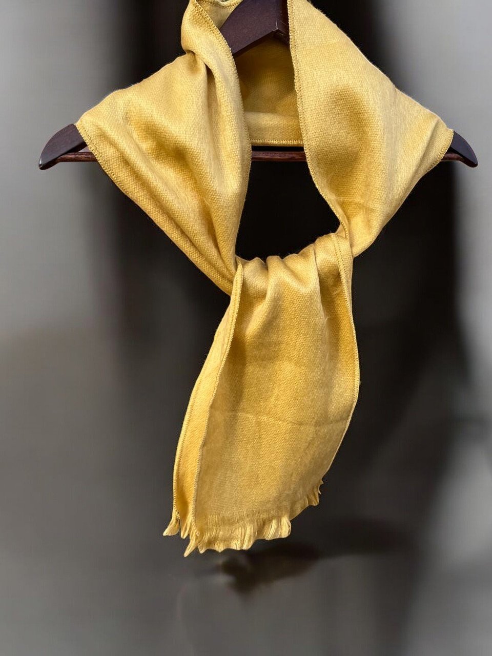 Scarf_Gold-Photoroom.jpg