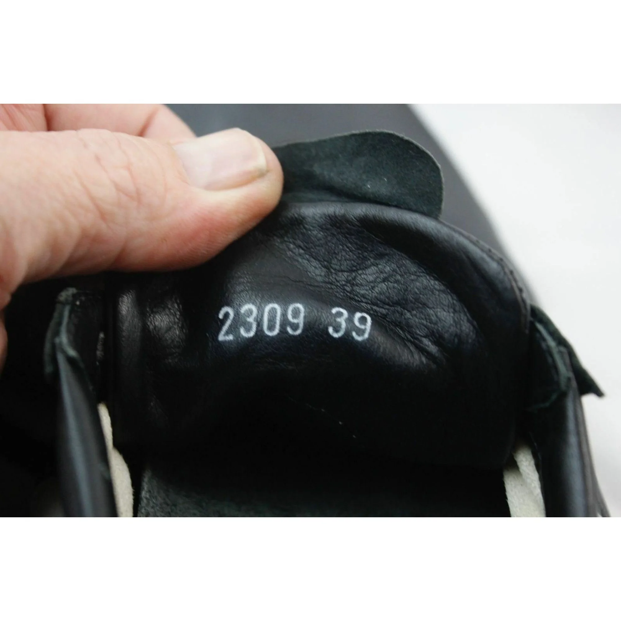 pr-1-by-premiata-casual-trainers-sneakers-black-and-gray-womens-sz-8-5-us-39-eu-07.jpg