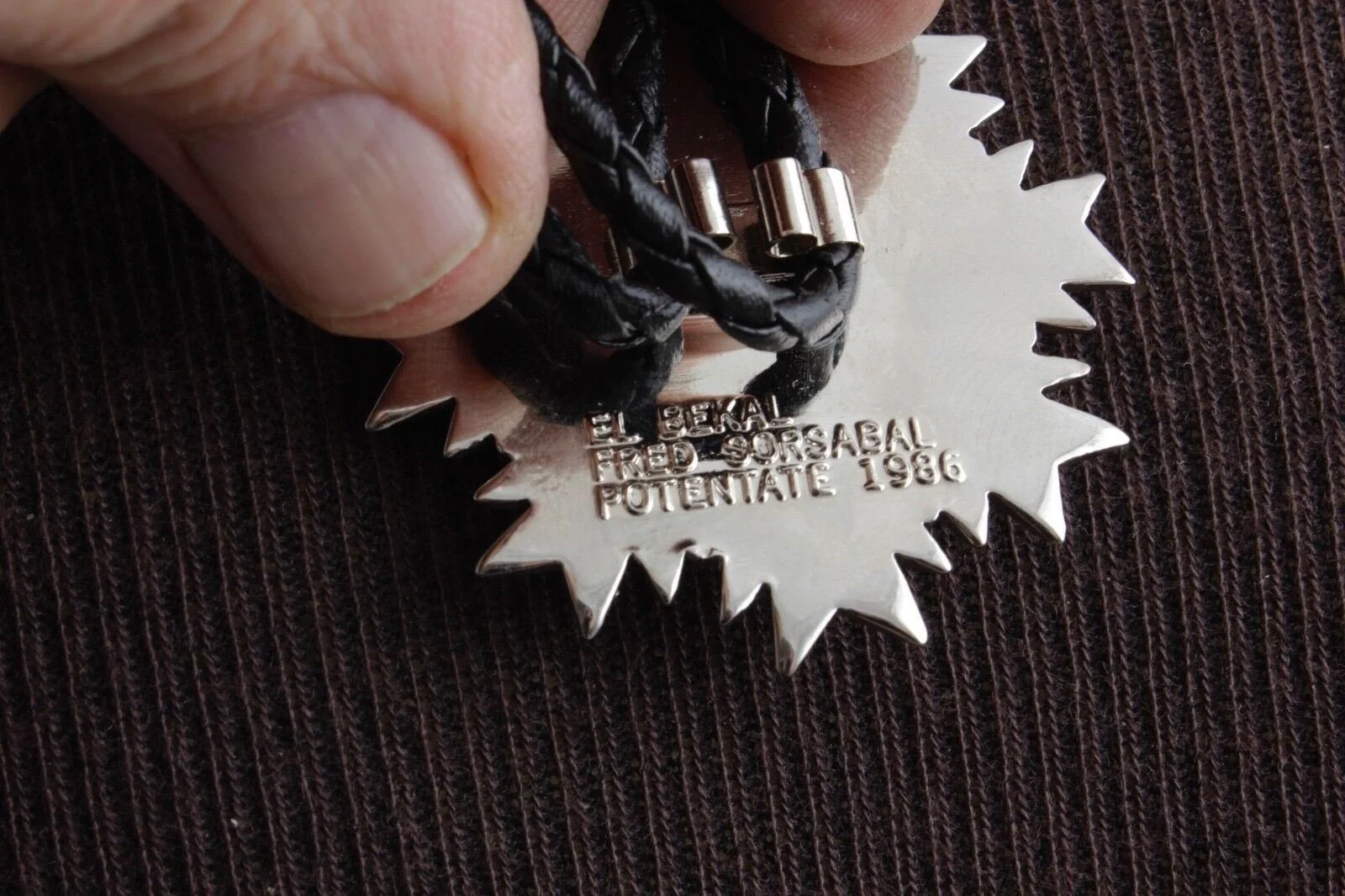 234871765600-2.jpg