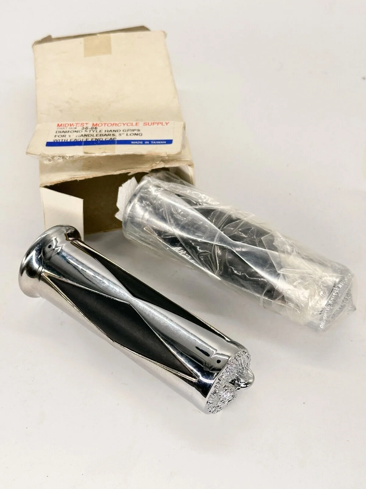 325883294130-2.jpg