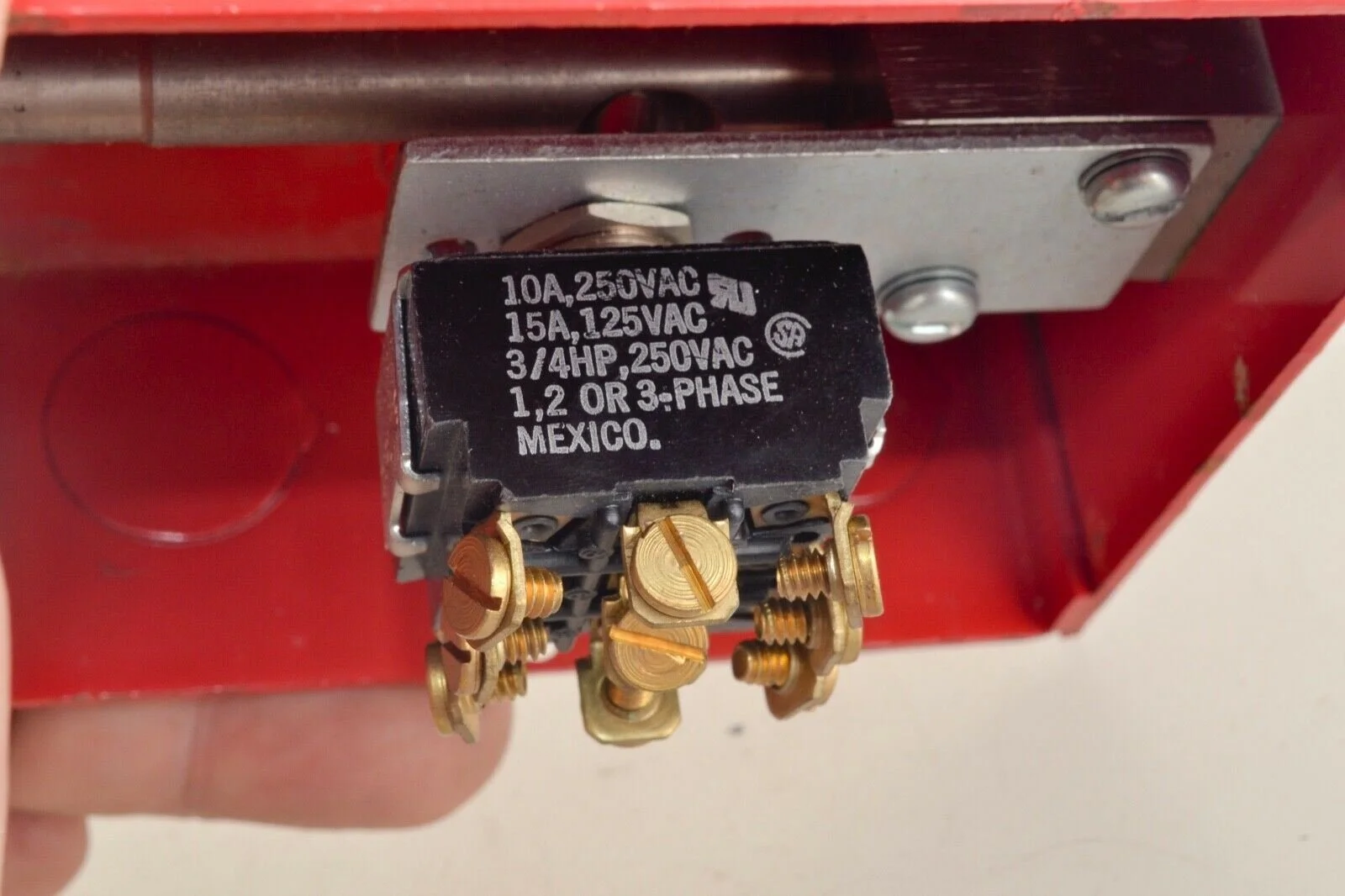 324132988185-4.jpg