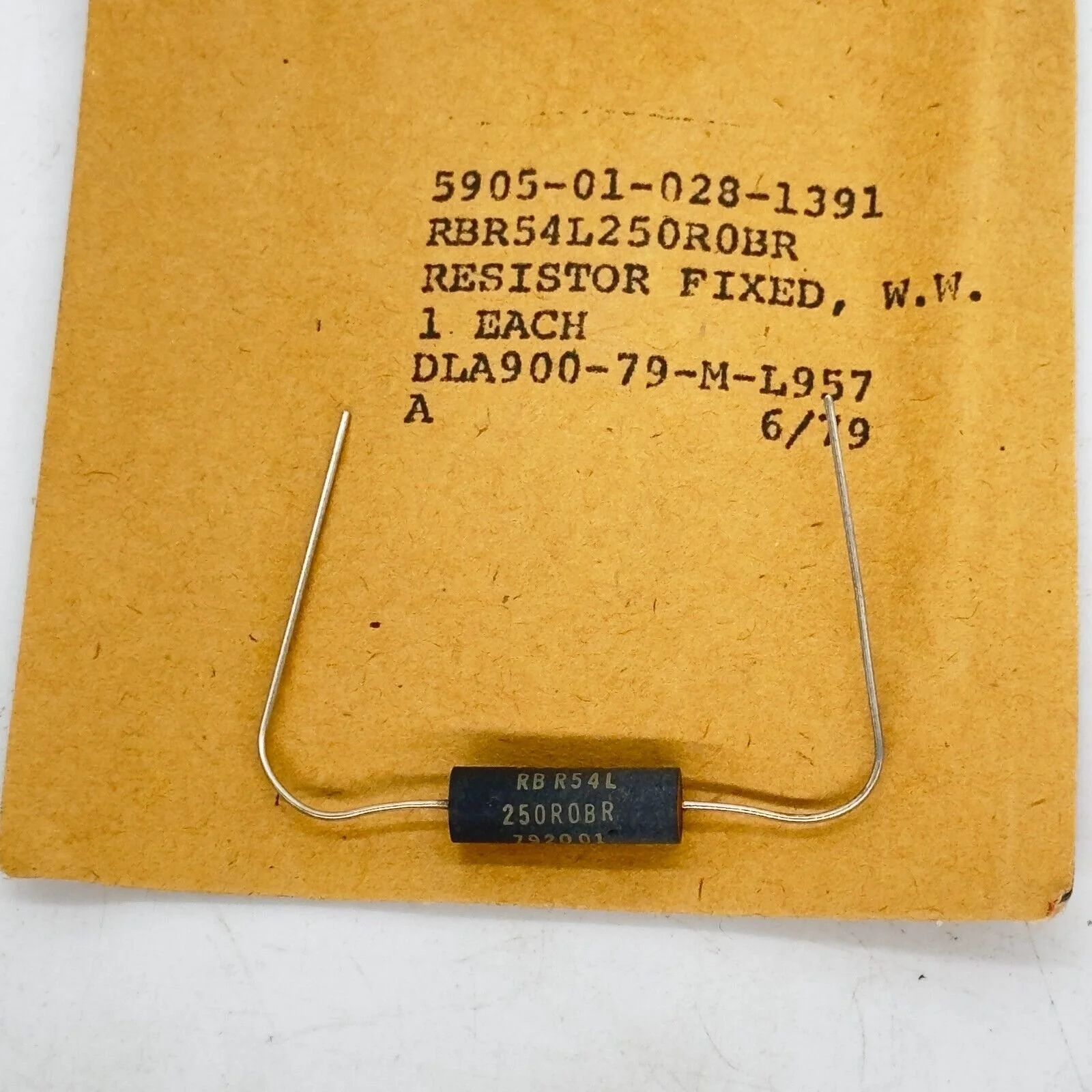 235701508233-0.jpg