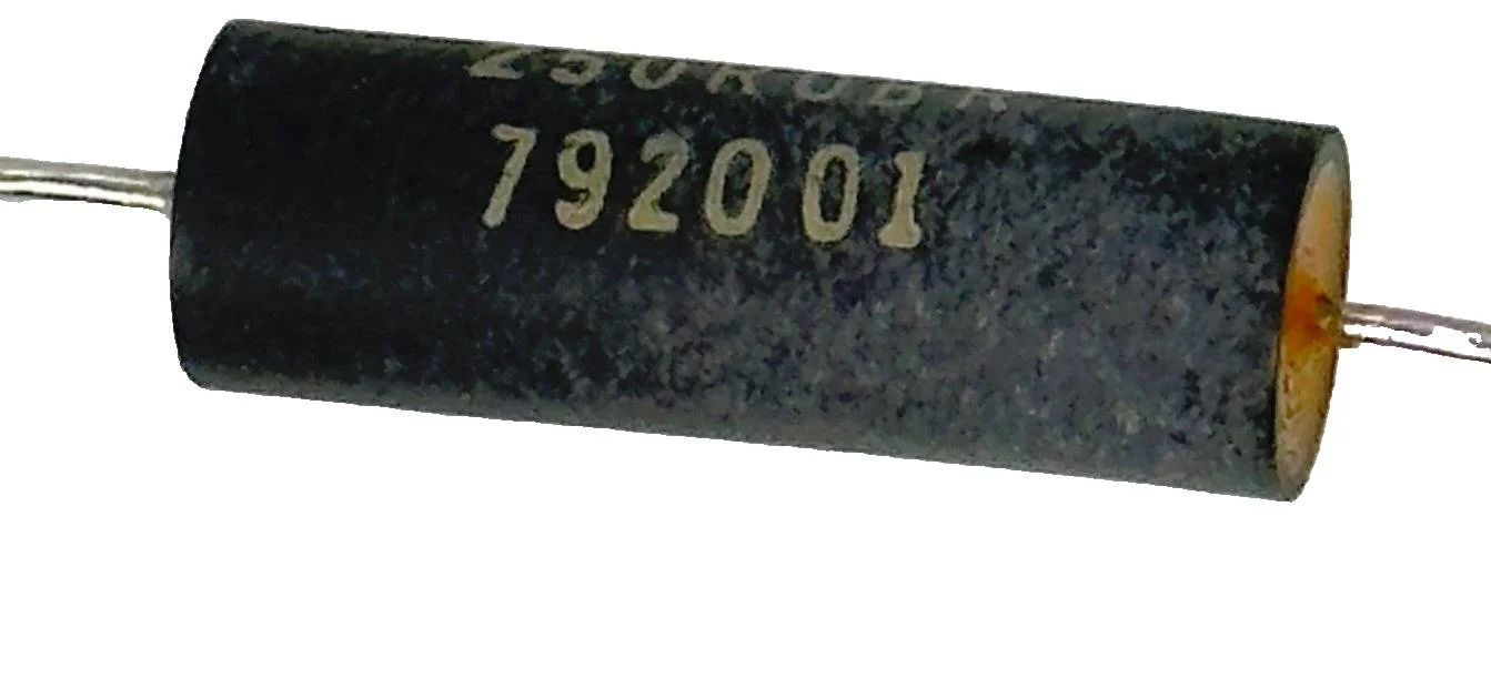 235701508233-1.jpg