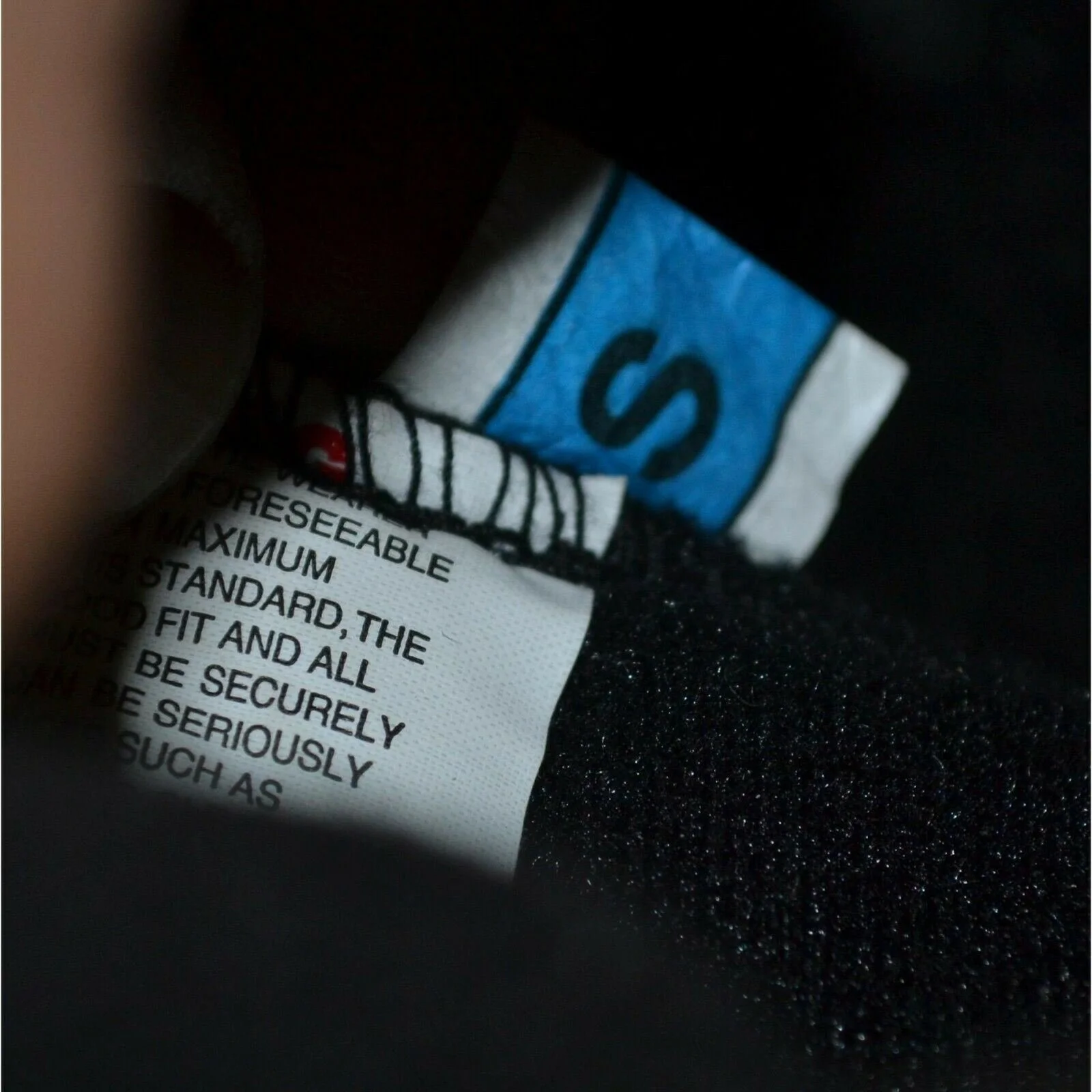 233701288628-4.jpg