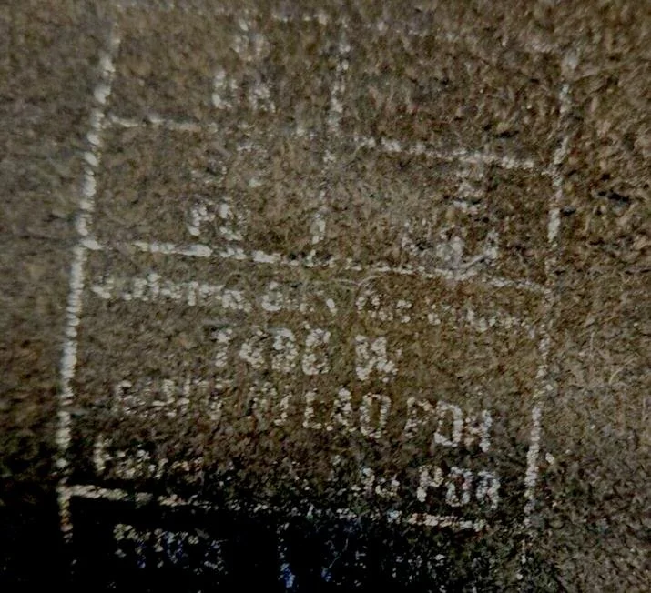276464694712-3.jpg