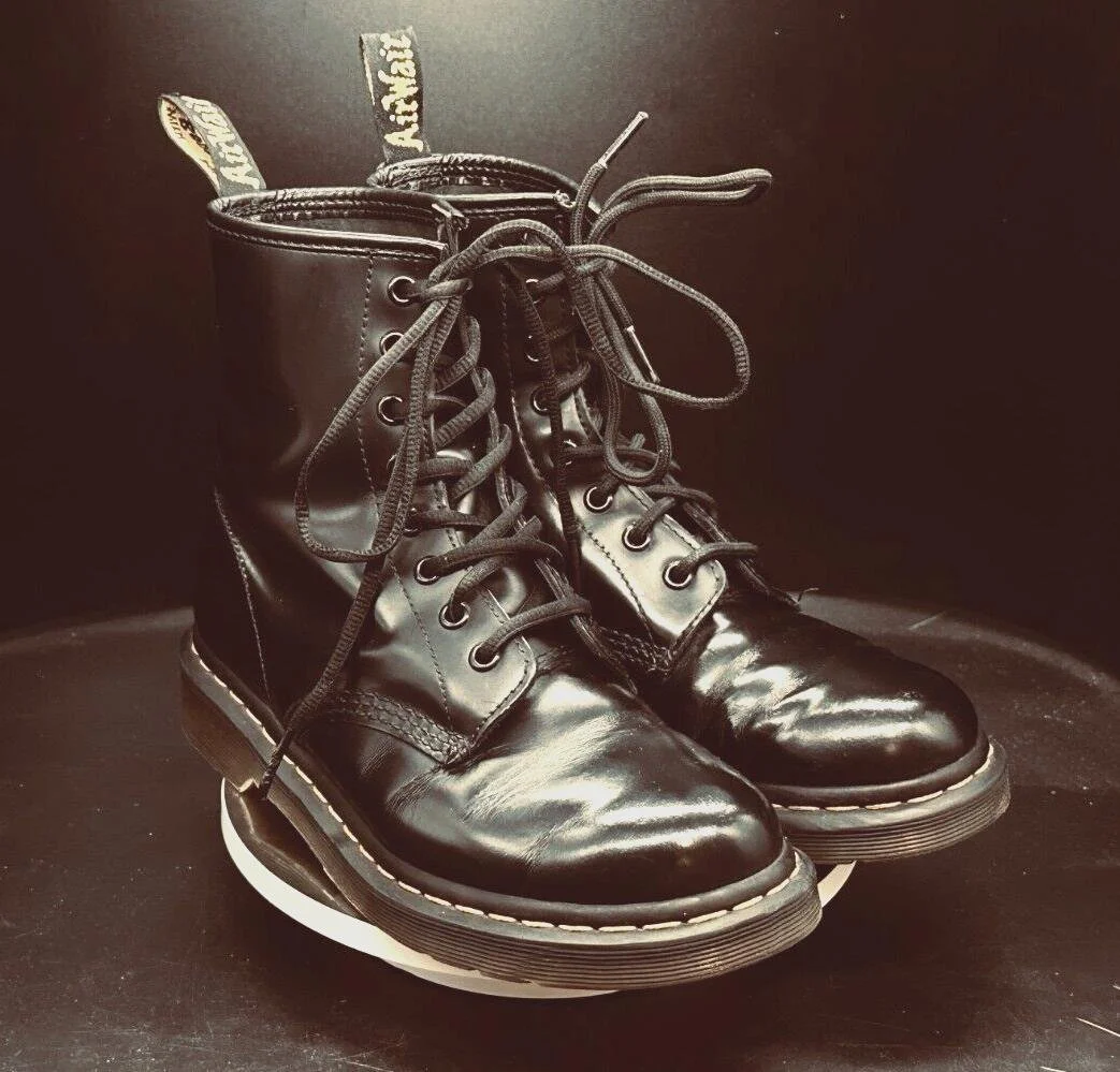 Dr Martens Air Wair Boots Size 6 Black Patent Leather Fashion
