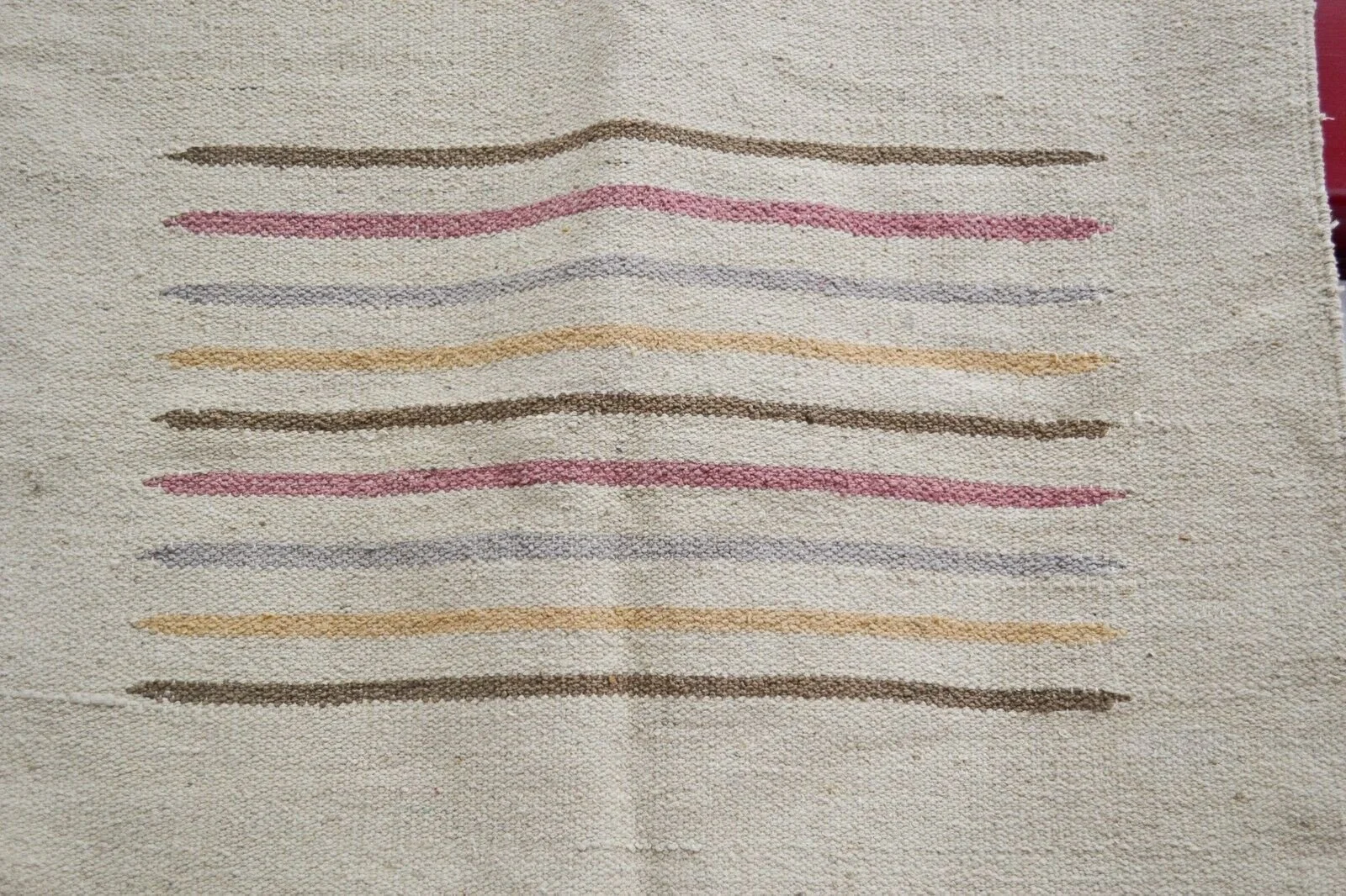 255969900696-2.jpg
