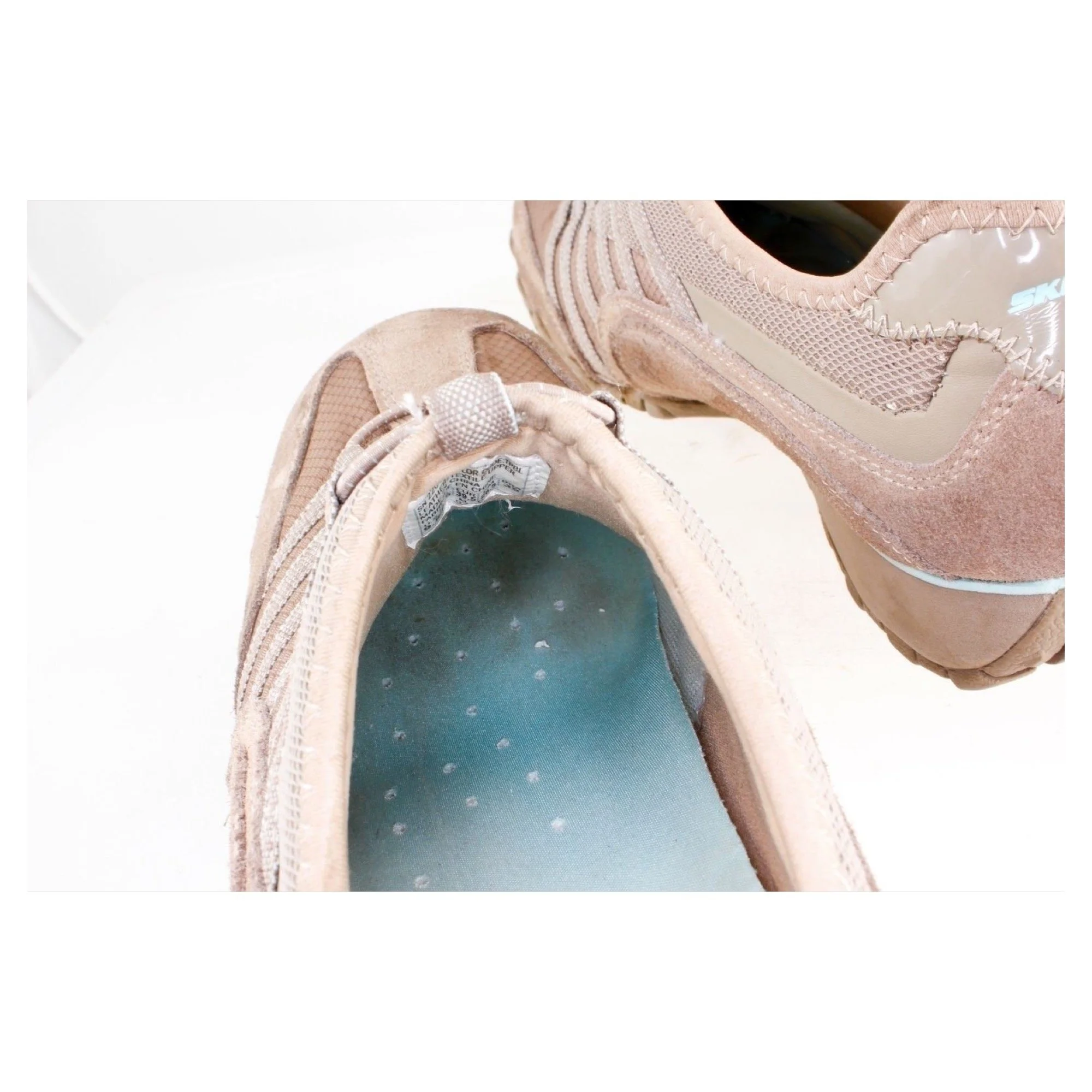skechers-women-s-beige-leather-fabric-slip-on-shoes-22019-size-9-5-us-39-5-eu-04.jpg