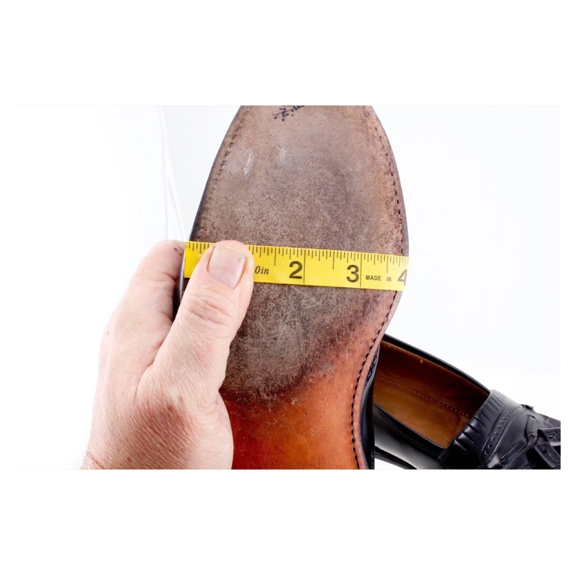 johnston-murphy-men-s-black-leather-kiltie-tassel-brogue-loafers-size-9-5-d-09.jpg