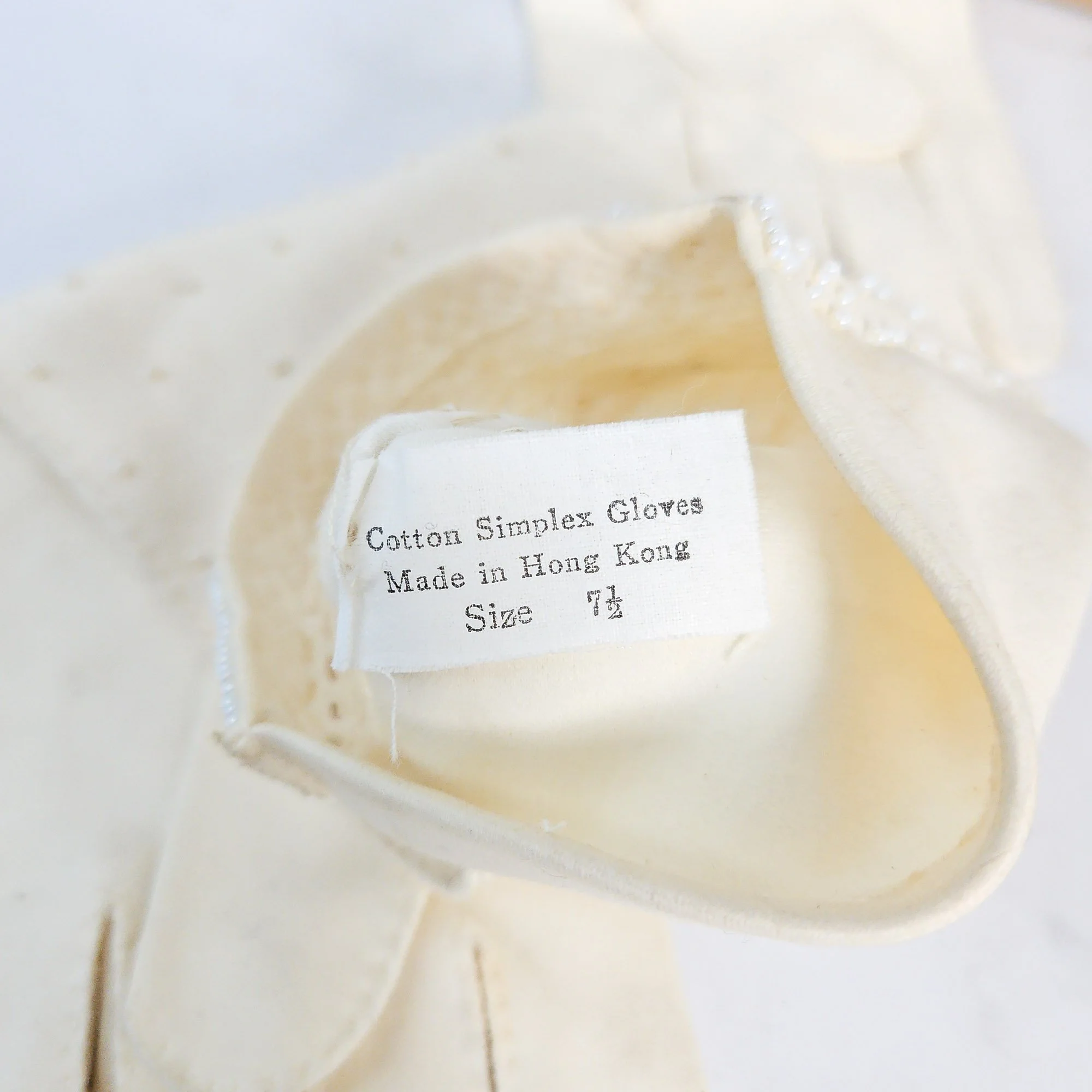 10_White_Formal_Gloves_Long_02.jpg