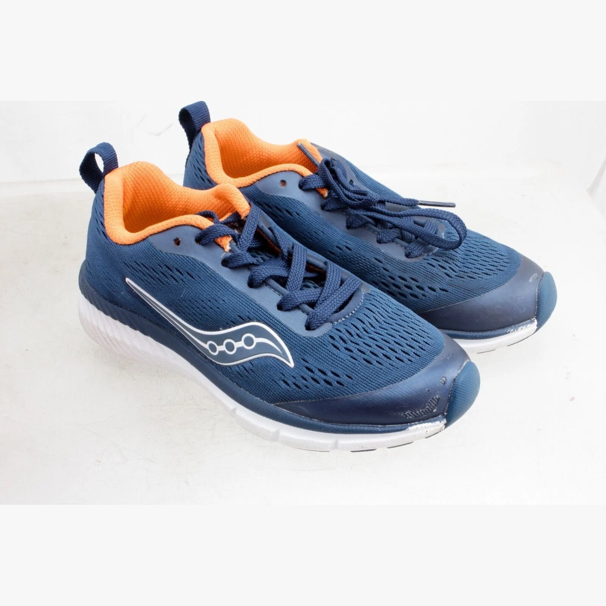 saucony-ideal-sc57765-boys-navy-orange-running-shoes-us-11-5m-01.jpg