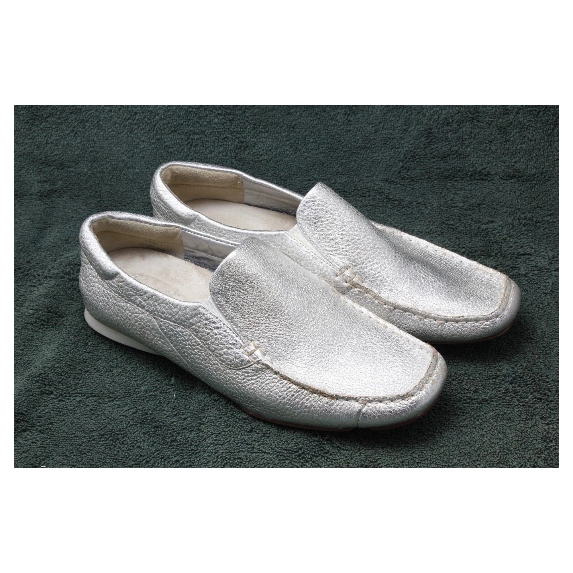 kenneth-cole-womens-silver-leather-driving-loafers-size-7-m-silver-technology-01.jpg