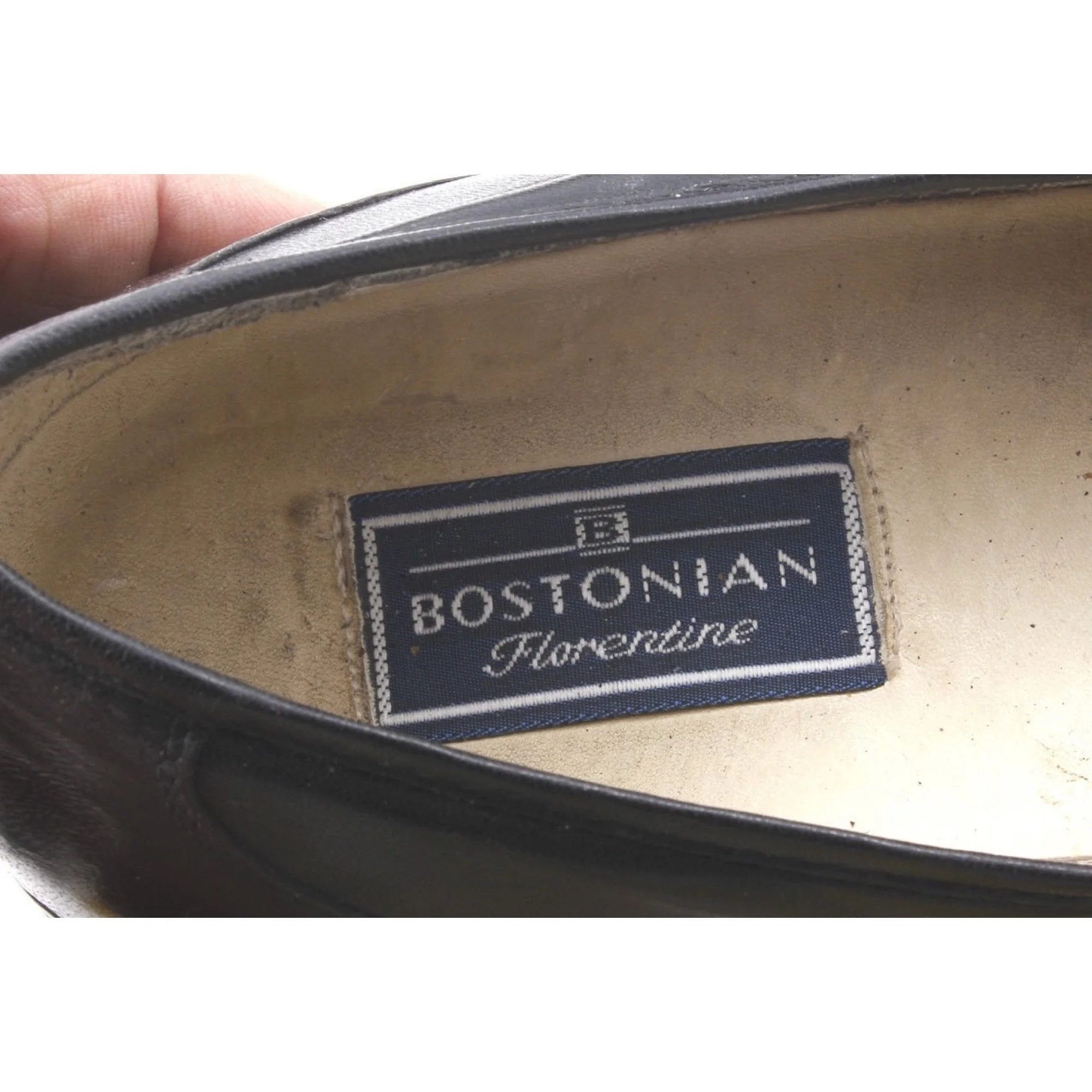 bostonian-florentine-tasseled-black-leather-mens-loafers-sw2-s2-ss-04.jpg