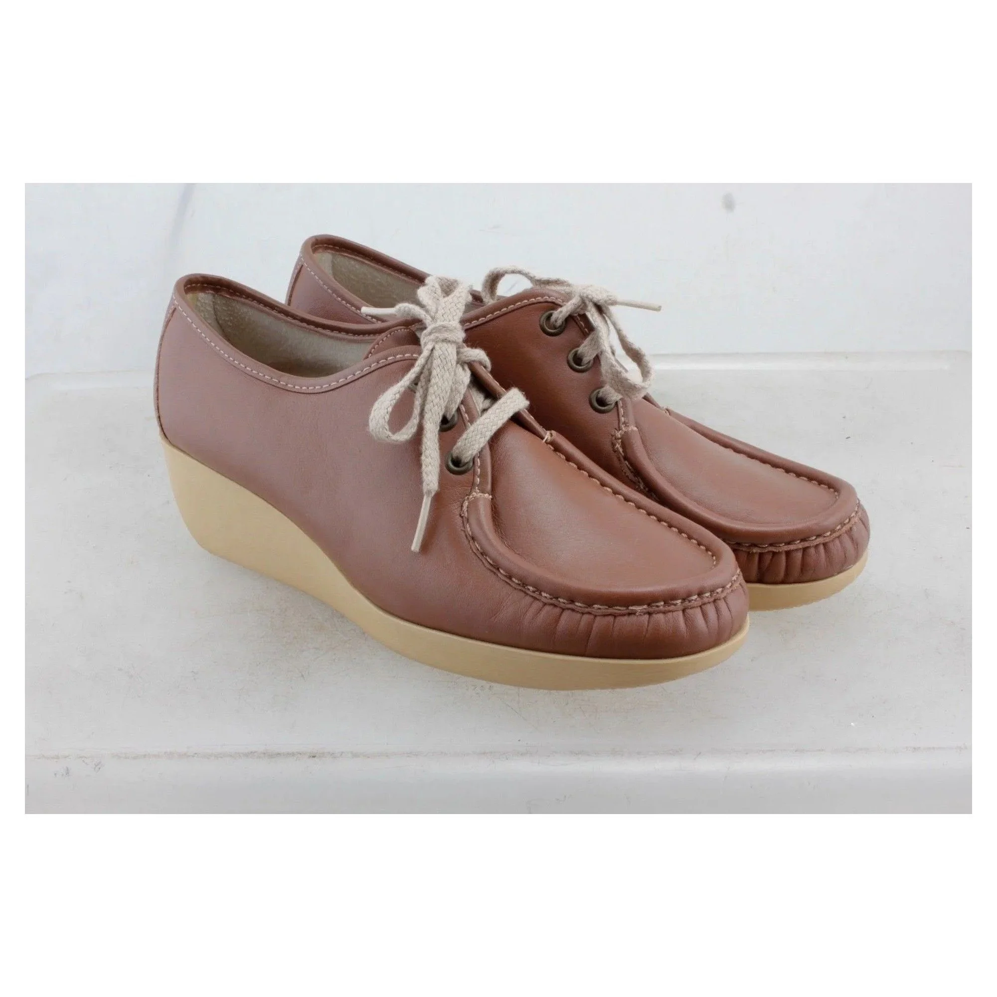 comfort-club-201z4-brown-leather-lace-up-moc-comfort-shoes-womens-size-8-5-w-made-in-usa-01.jpg