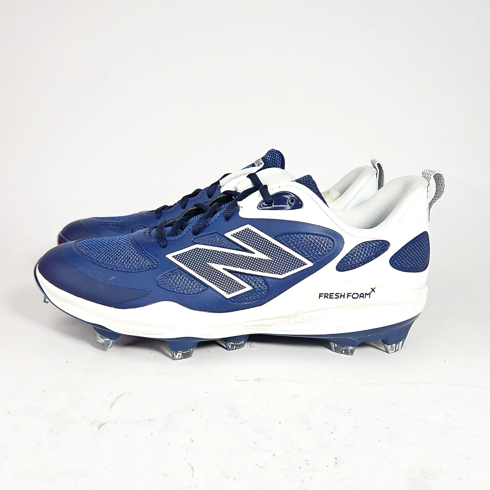 New Balance Fresh Foam X Velo v4 Molded Softball-4.jpg