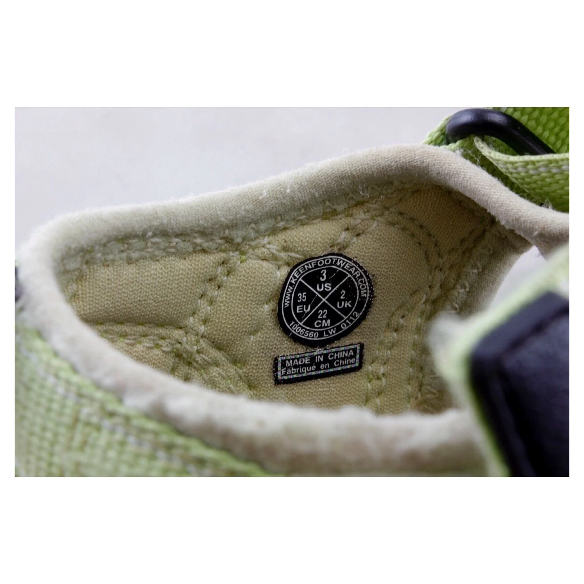 keen-lime-green-waterproof-hiking-sandals-men-s-us-3-women-s-size-5-eu-34-04.jpg