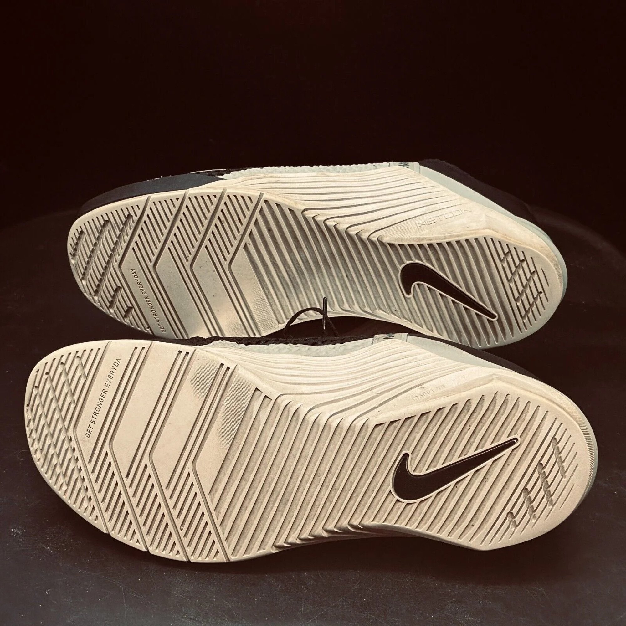 nike-metcon-6-ck9388-010-black-white-training-shoes-mens-us-12-05.jpg