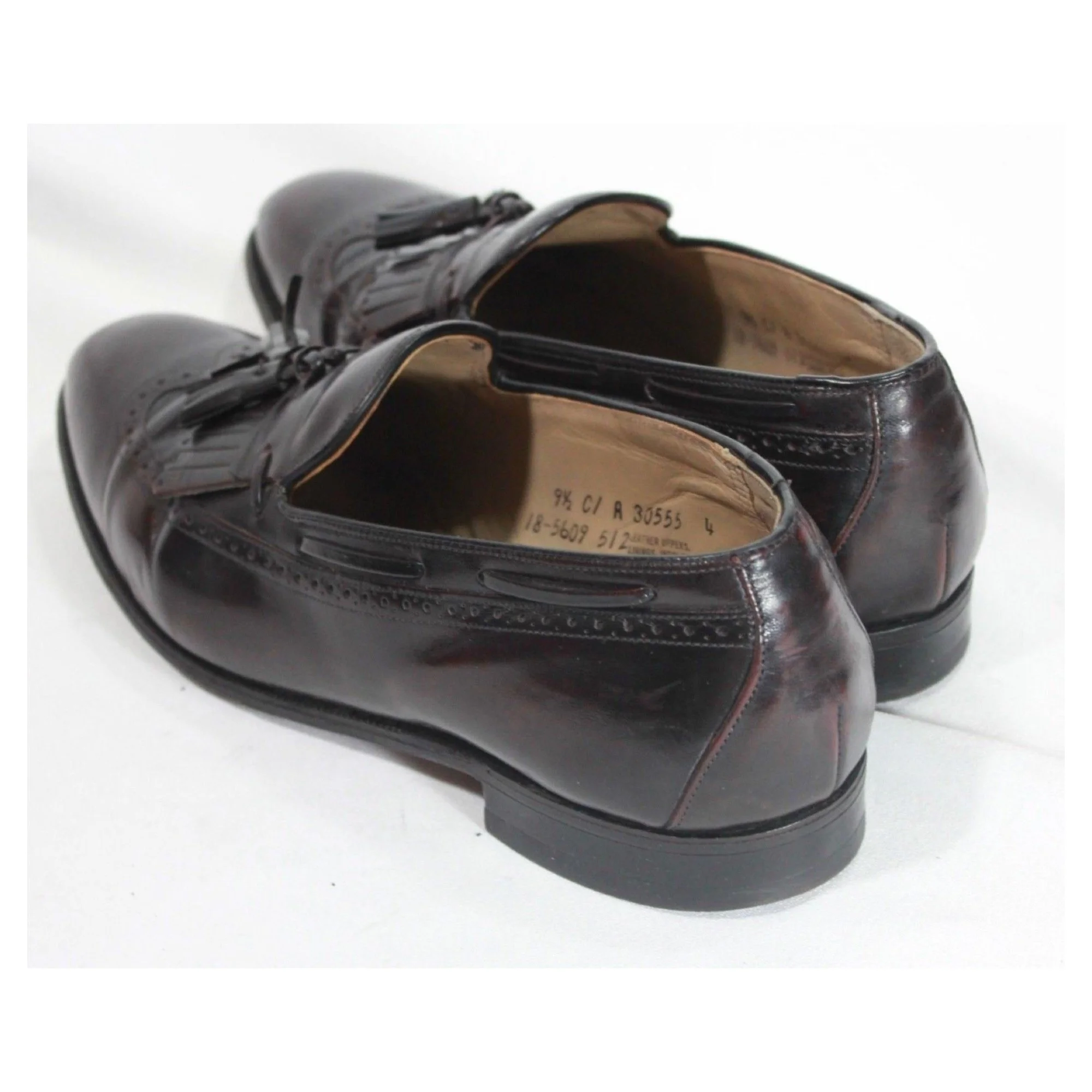 johnston-murphy-aristocraft-men-s-burgundy-leather-kiltie-tassel-loafers-size-9-5-04.jpg