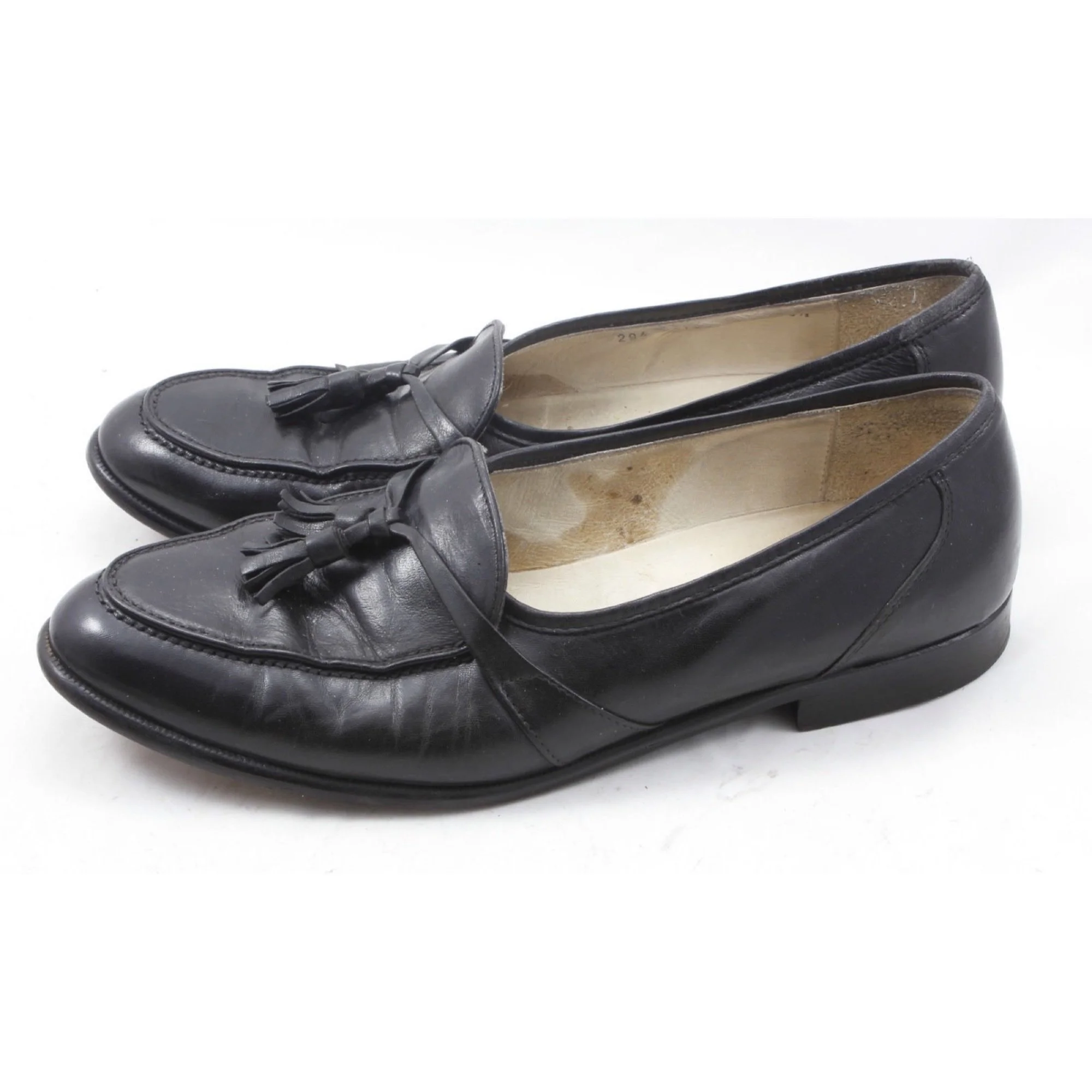 bostonian-florentine-tasseled-black-leather-mens-loafers-sw2-s2-ss-02.jpg