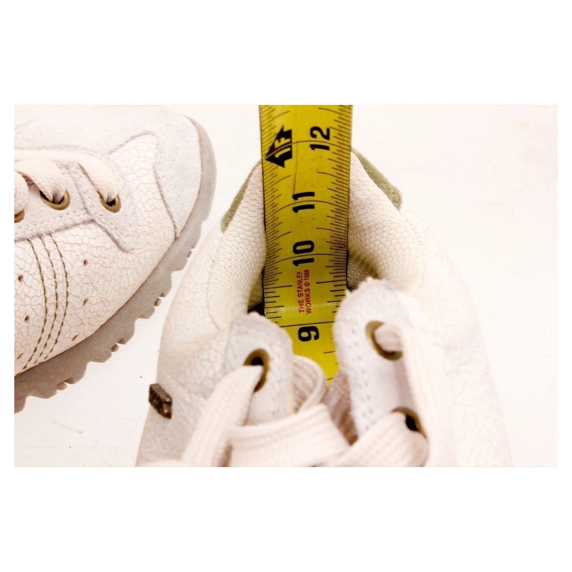 skechers-46047-women-s-white-crackle-leather-fabric-lace-up-shoes-size-7-5-us-37-5-eu-08.jpg