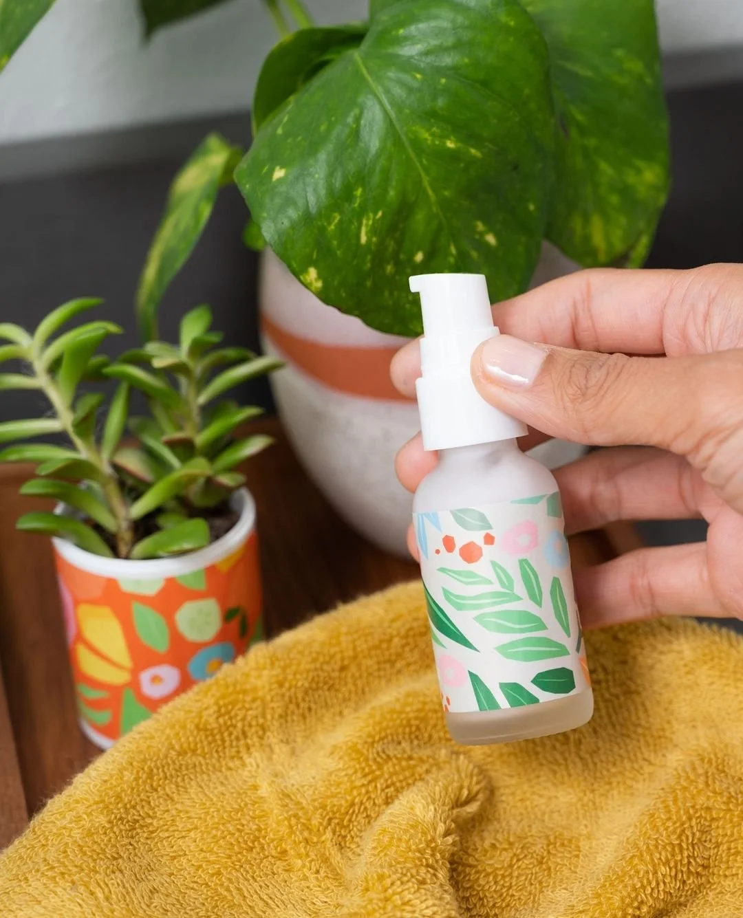 Luma & Leaf social asset