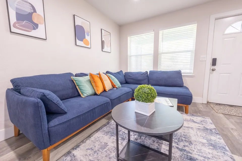 living room.jpeg