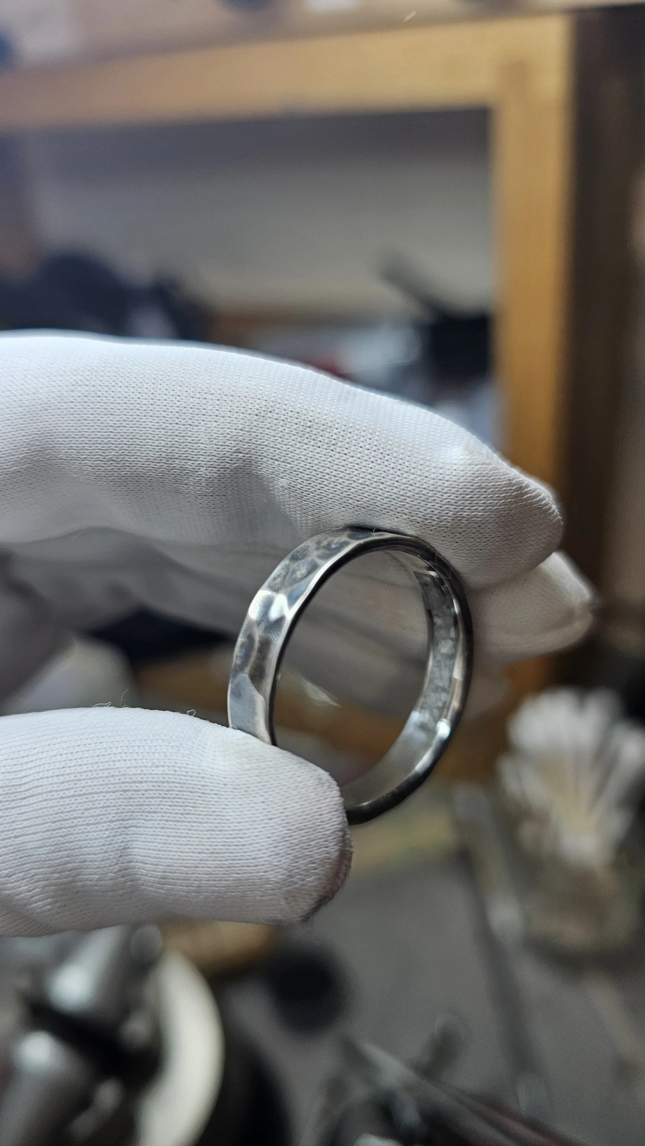 (925) Rustic Hammered Internal Channel Ring (NO STONE)