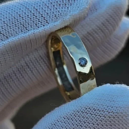 9ct Gold Hammered Unisex Internal Channel Ring