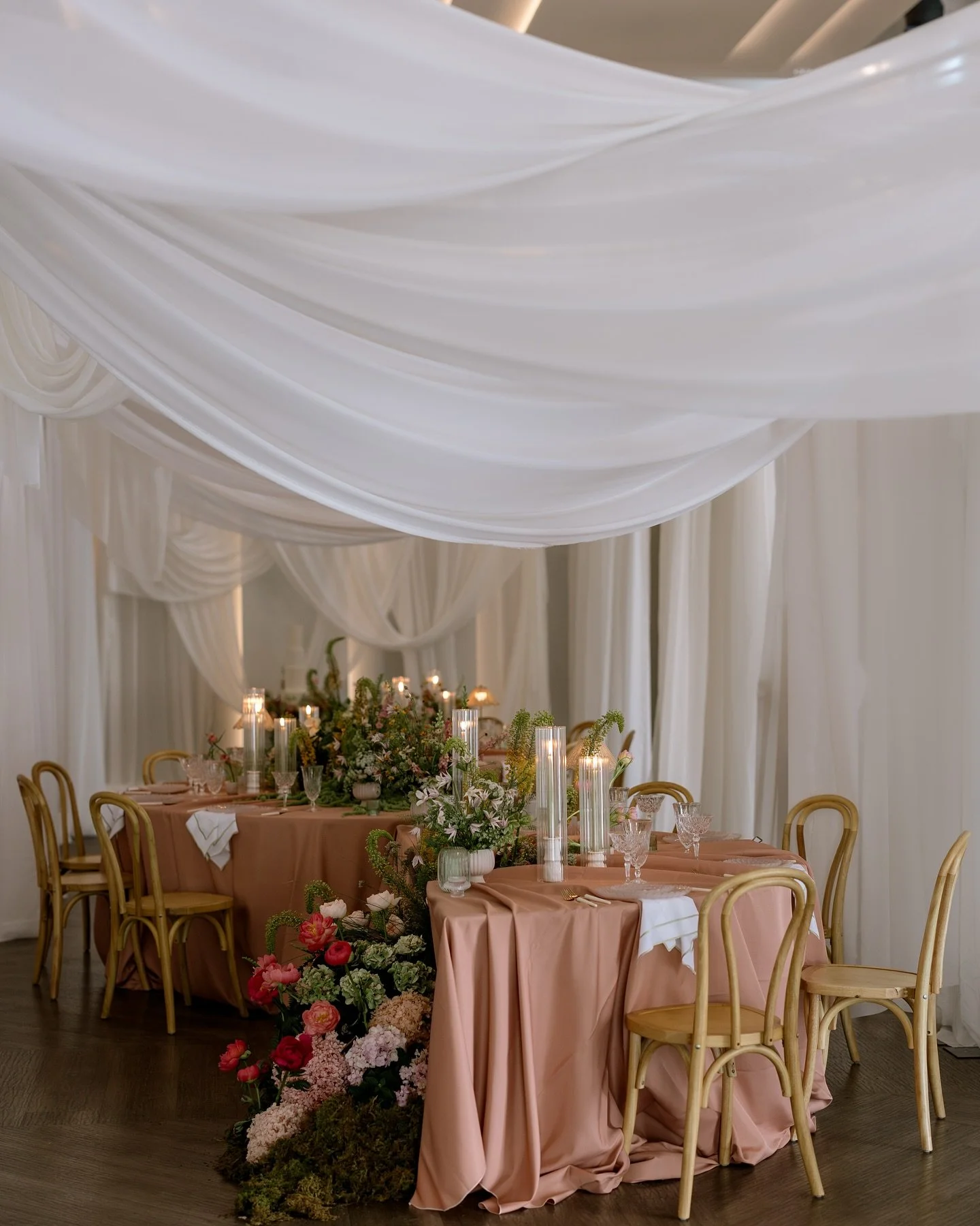 Love is in the air 💫

Venue : @theclaytheatre 
Planner : @bellasposaevents 
Floral : @gatherandgracedesigns 
Photo : @ashleylotusphoto 
Tabletop Rentals : @stoneorchidrentals 
Linen: @reverie_social 
Content: @emily.m.dunkley 
Cake : @kimberlyscaker