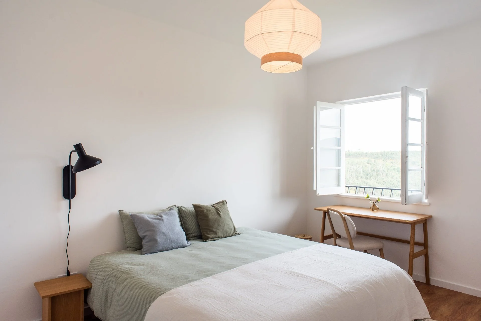 bela-room-sage.jpg
