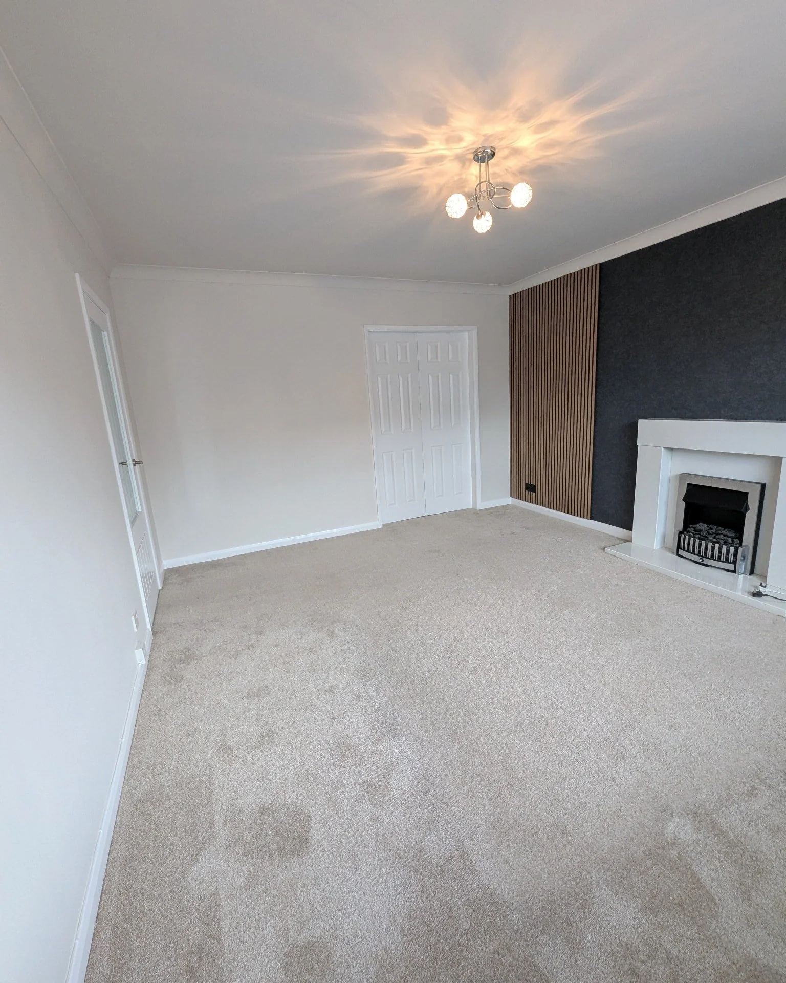 ✨ Another Lounge Transformation Completed! ✨

I recently had the pleasure of helping a lovely customer bring her vision to life in her new home. After receiving her brief, we got straight to work!

The project started with full preparation, including