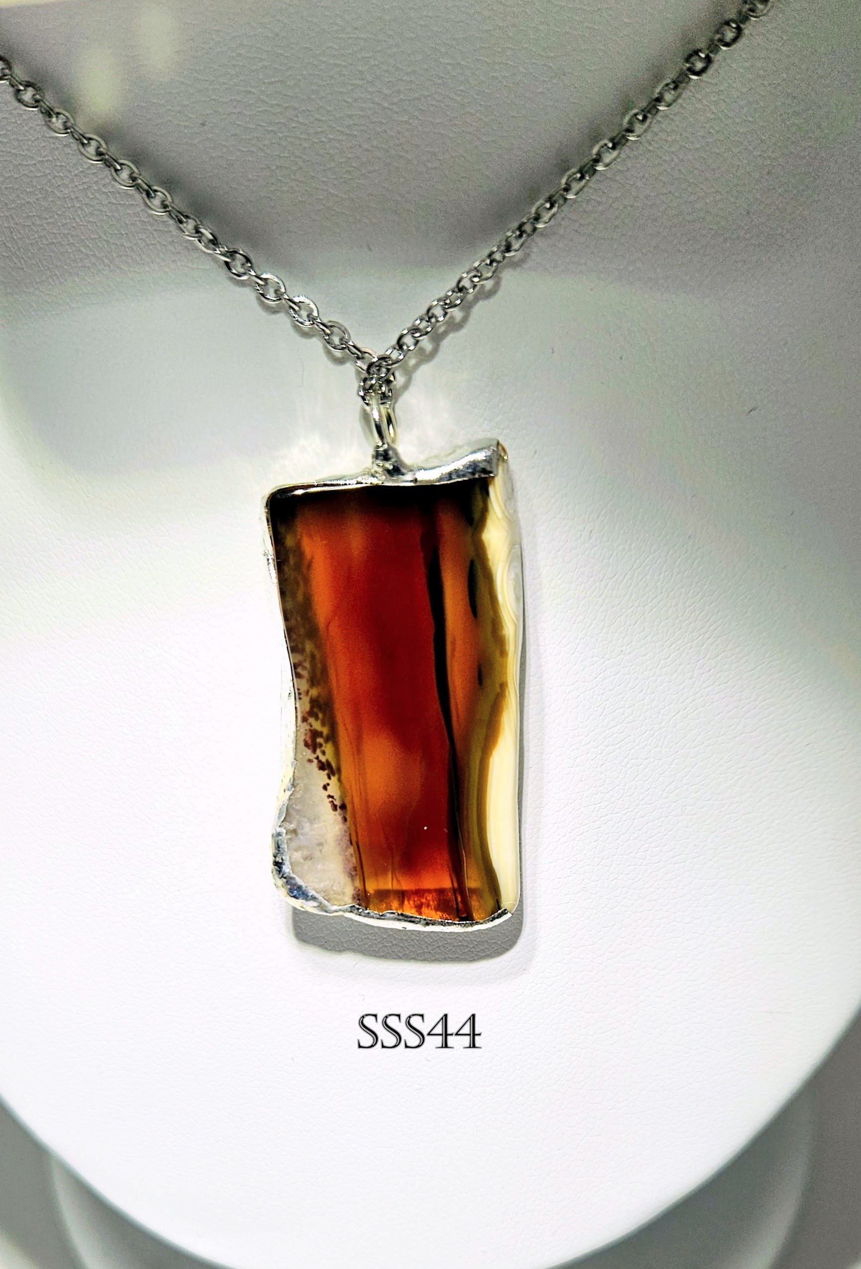 Agate SSS44.jpg