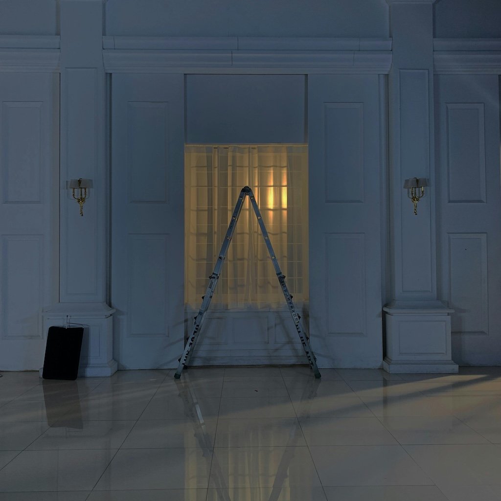 The Dust That Makes It Glow: How Imperfection Creates Radiance
