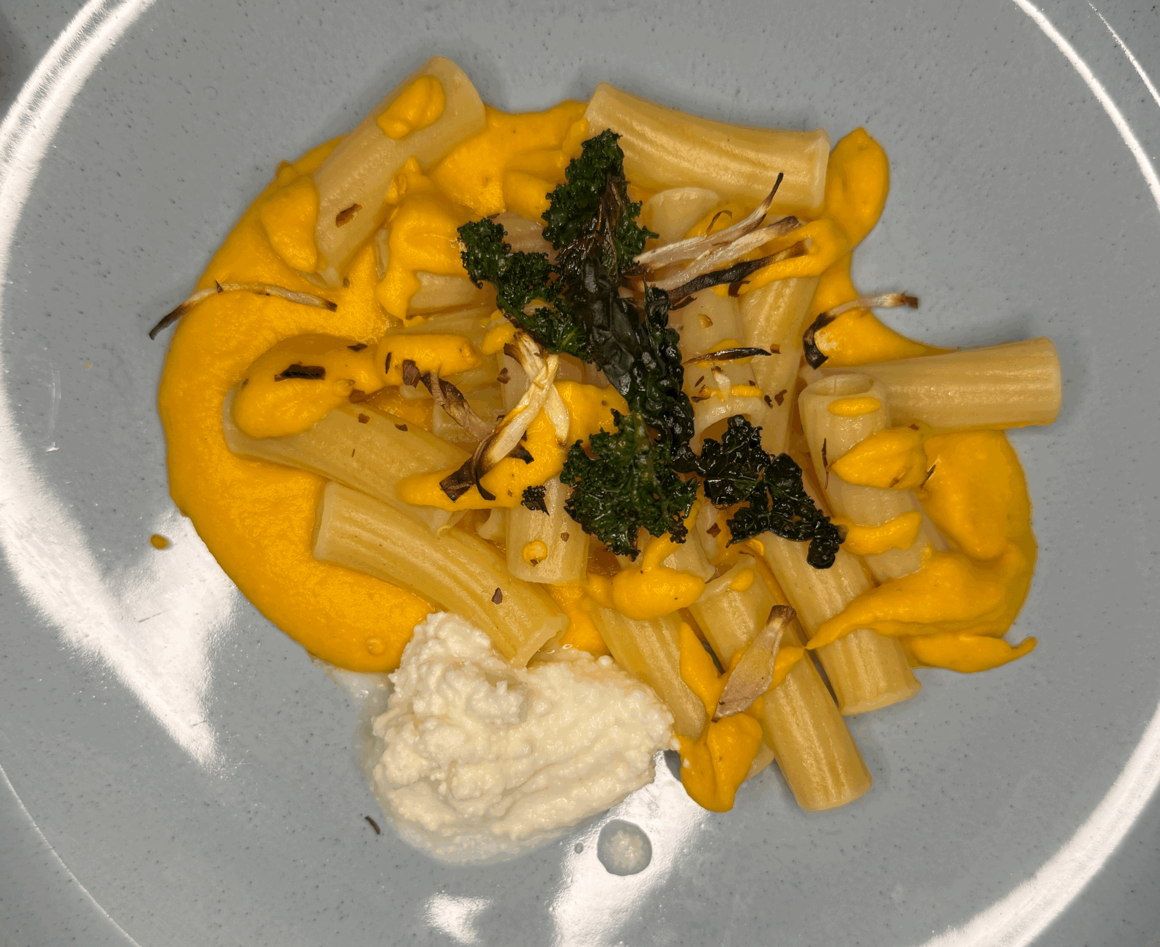 Spicy Roasted Garlic &amp; Butternut Squash Pasta