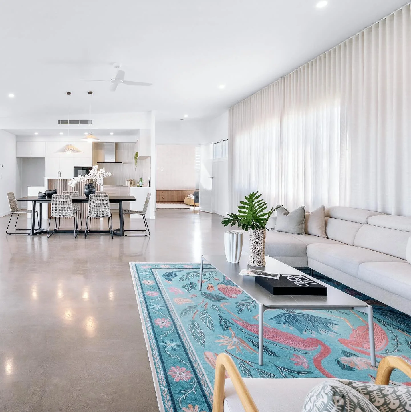 + FEATURED STAGING +

We had the pleasure of staging this exceptional high end build - where architecture meets refined finishes.

#styledtosell#frasercoaststyling#constructionstyling#luxurypropertystyling#herveybay #frasercoast #styleitqld #queensla