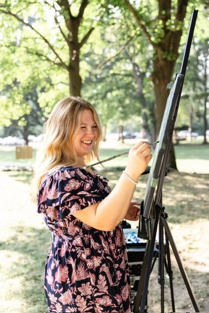 Someone truly special is joining us on April 4th&hellip; 🎨

We&rsquo;re honored to have Blue Viola Creations at the Fairhaven Bridal Show&mdash;bringing a one-of-a-kind experience that turns your wedding day into a lasting piece of art.

Live weddin