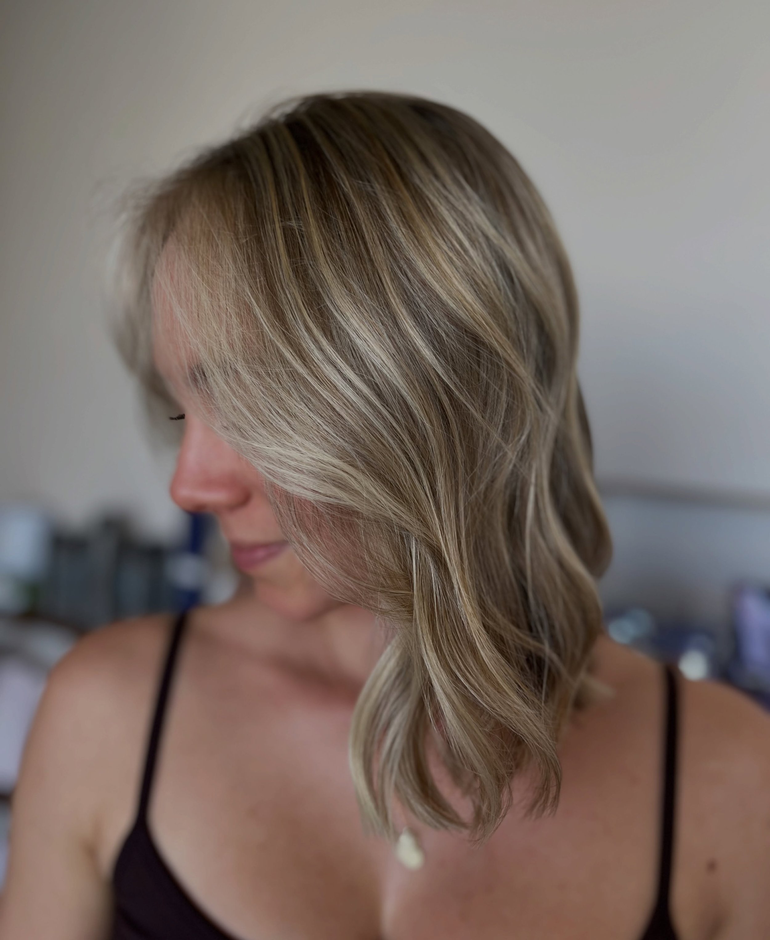 Dreamy blonde 🤍 Christmas bookings are open but very limited. Book now so you don&rsquo;t miss out! X
