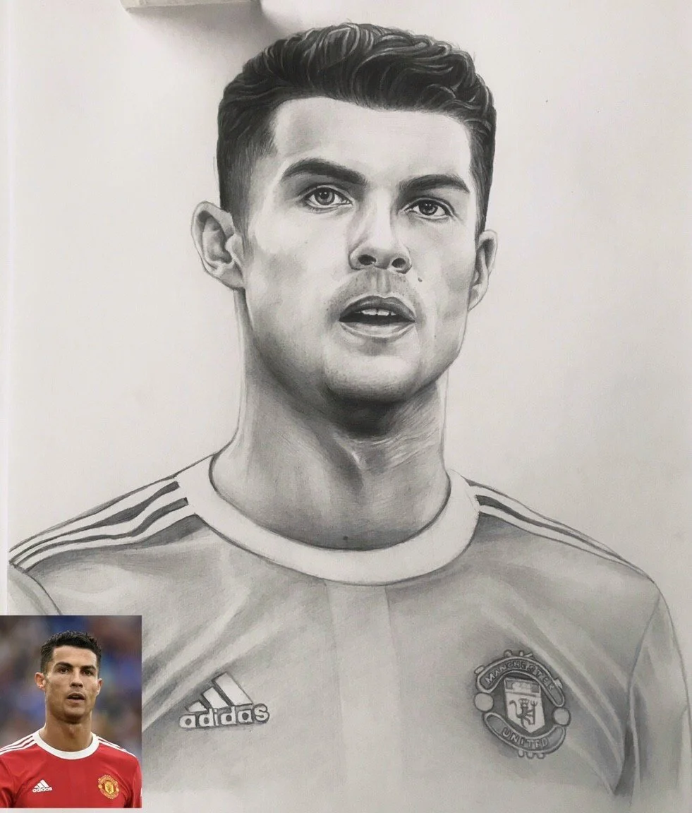 Black-and-white portrait drawing of Cristiano Ronaldo wearing a Manchester United jersey, with a small color photo of him in a red Manchester United shirt in the bottom left corner.