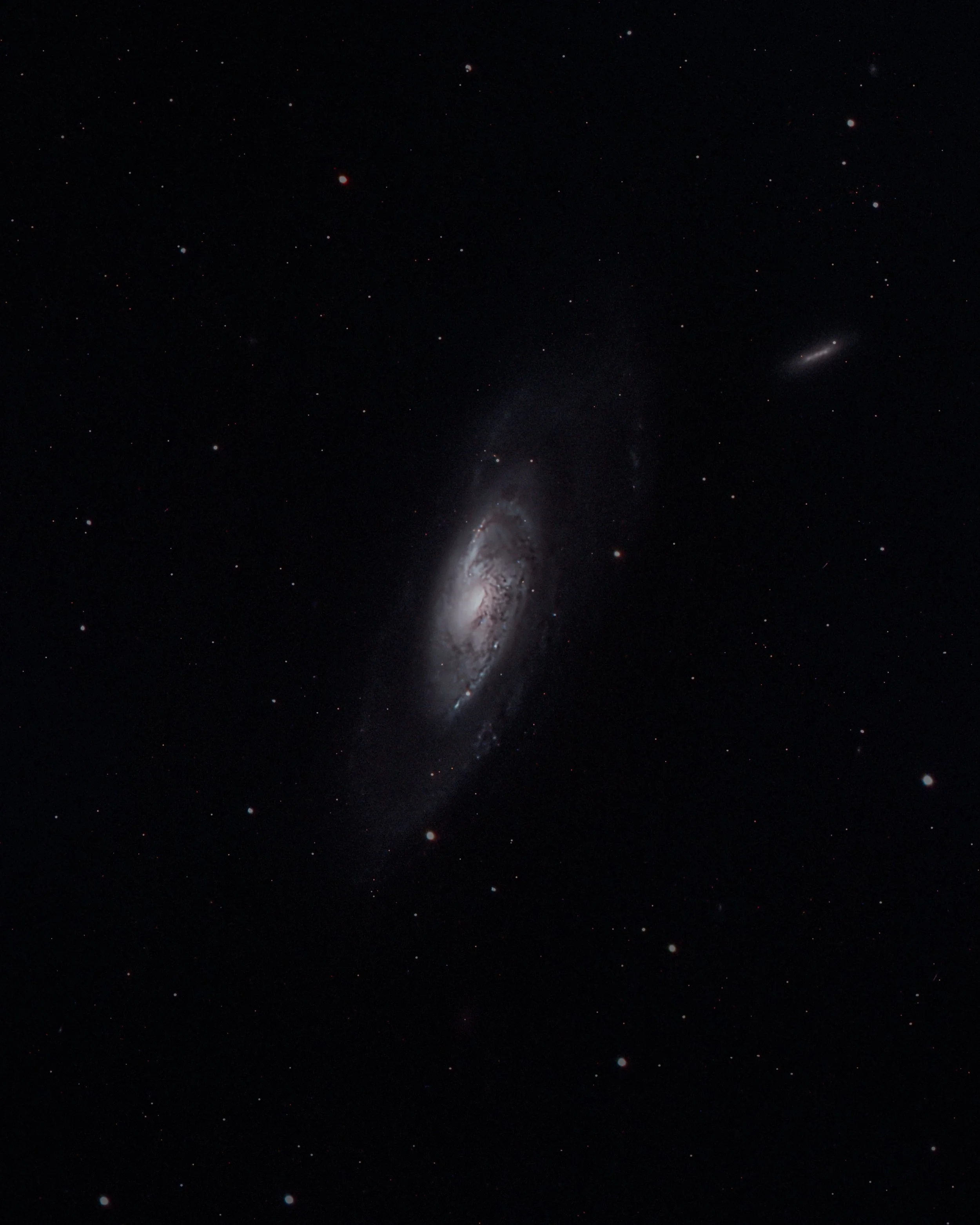 M106-1.jpg