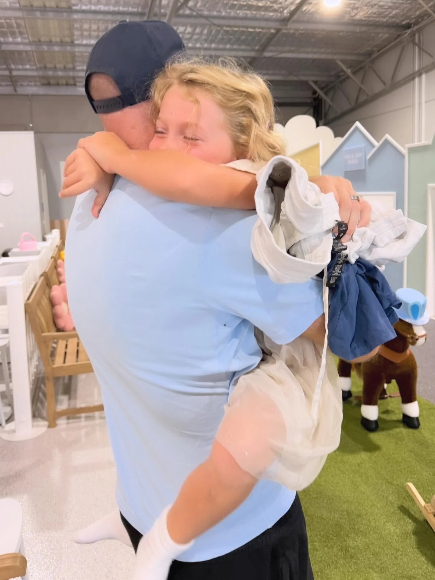 He&rsquo;s back!! 💗🥰💗

After some time away in the UK for family, Jaryd is finally home just in time for Easter&hellip; and it&rsquo;s moments like this that remind us what this time of year is really all about.

Among the egg hunts, bunny ears an