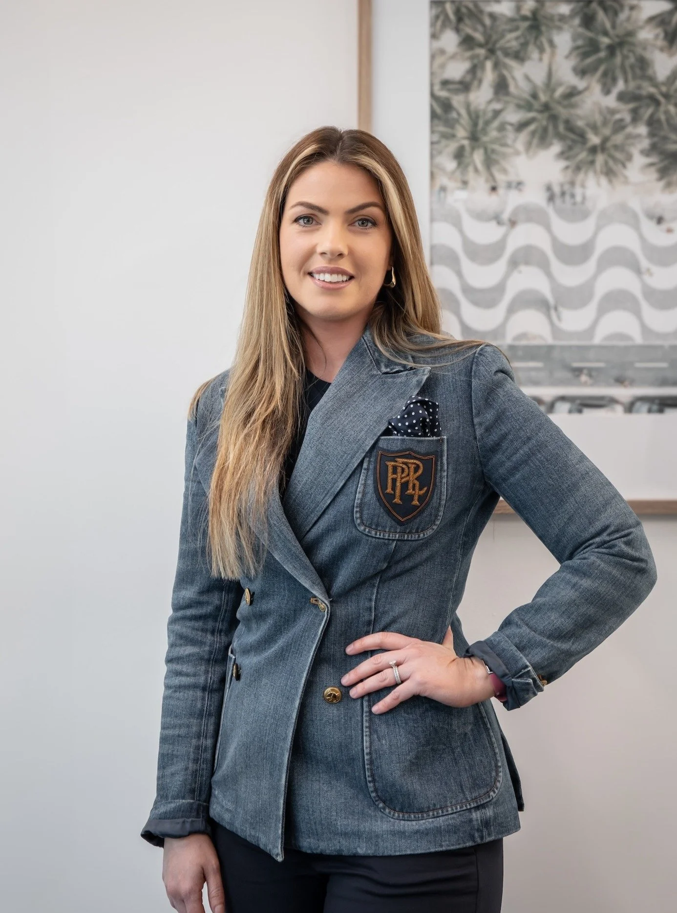 Have you met our incredible new team member, Grace? Coming from an architectural lineage spanning generations, Grace has background in fine arts, fashion and a degree in Art History! This gives her a uniquely creative and detail-oriented perspective 