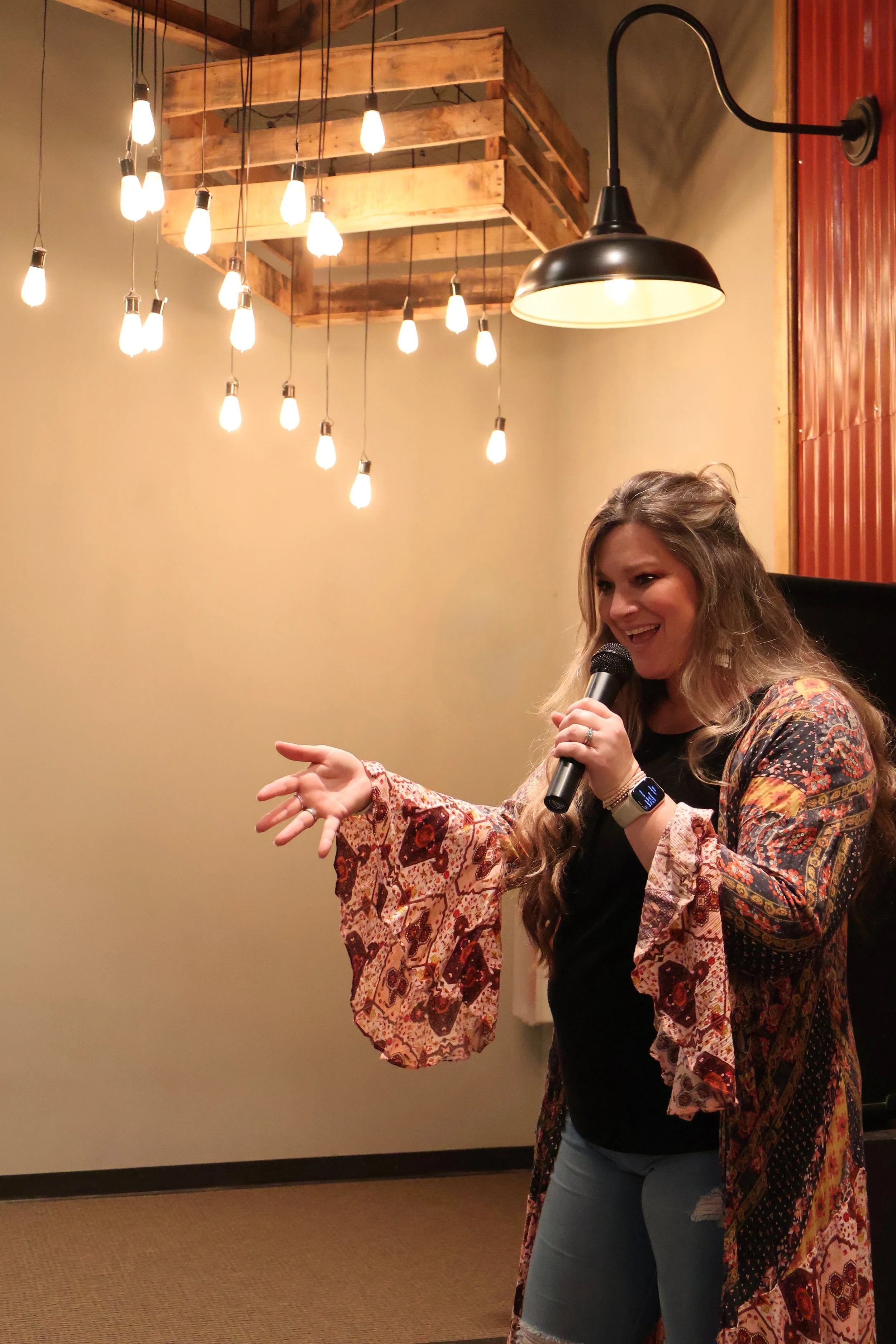Amanda Ray Newman, Georgia keynote speaker and artist