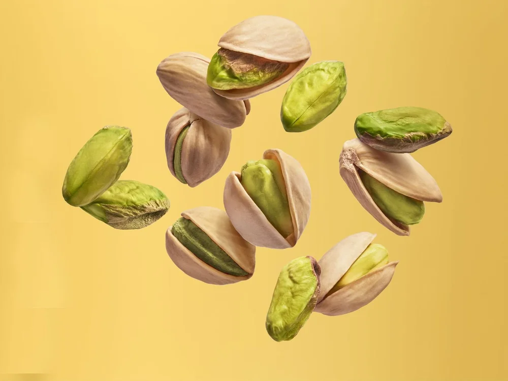 pistachio-benefits-2000-dce2ac6714bf4e9594e7e71cd6a6558d.jpg