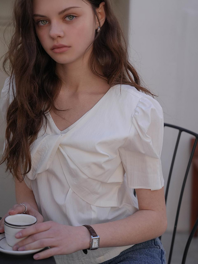 Twist Breeze Blouse [Cream]