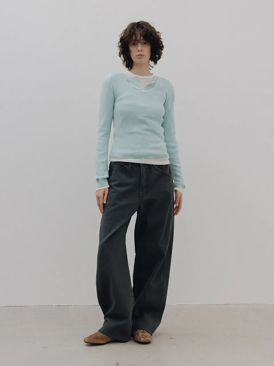 Round Neck Cardigan & Sleeveless Set 