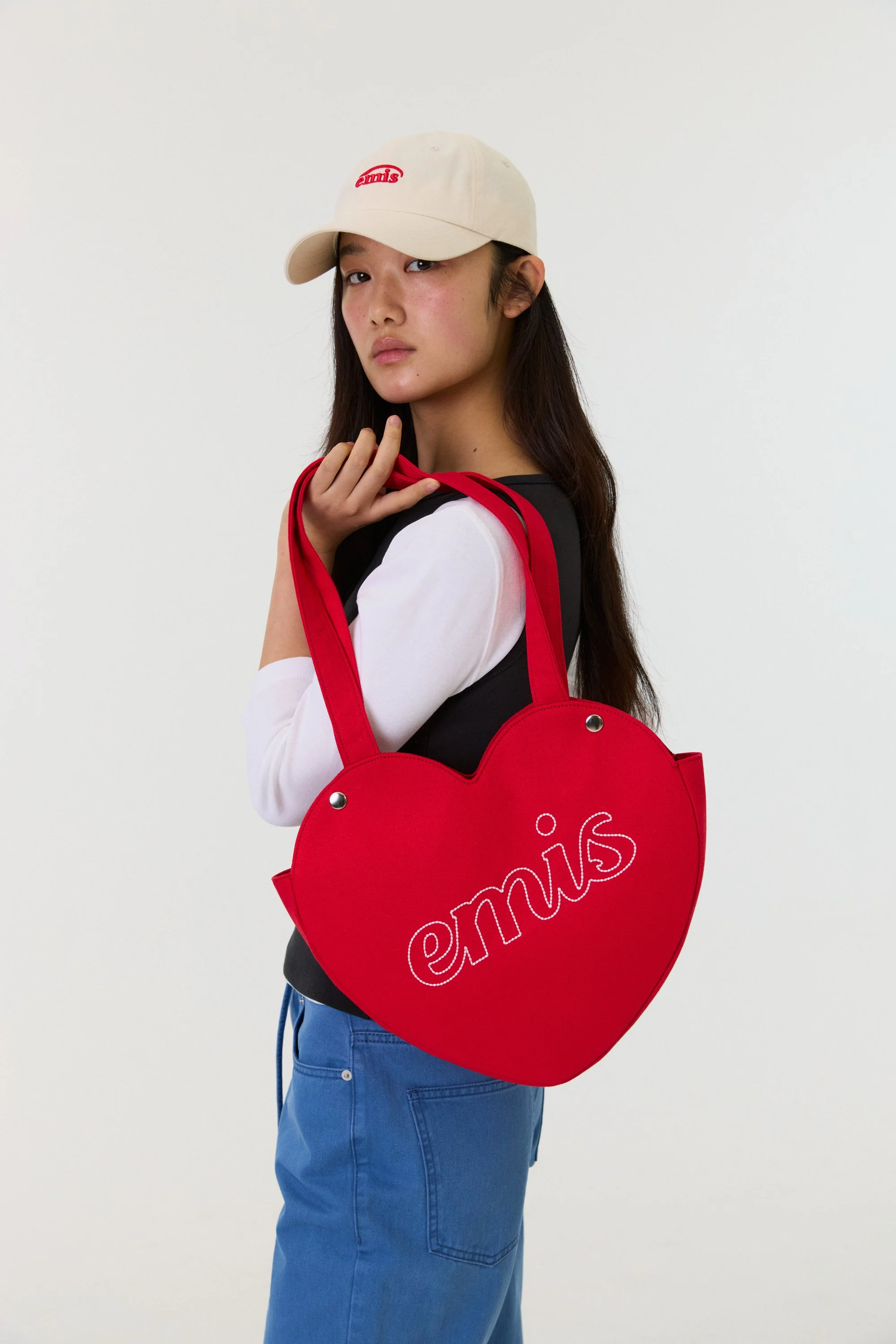 EMIS HEART BAG-RED